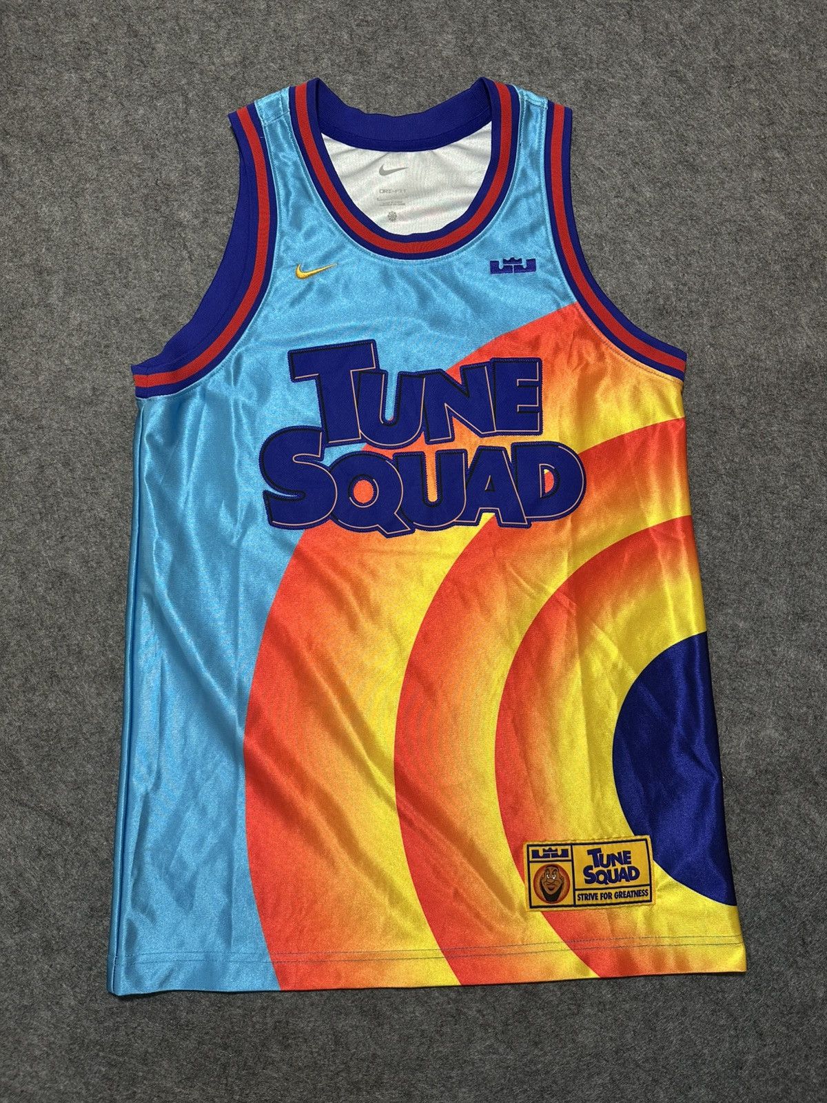 Nike Nike LeBron James x Space Jam "Tune Squad" basketball jersey Size US S / EU 44-46 / 1 - 1 Thumbnail