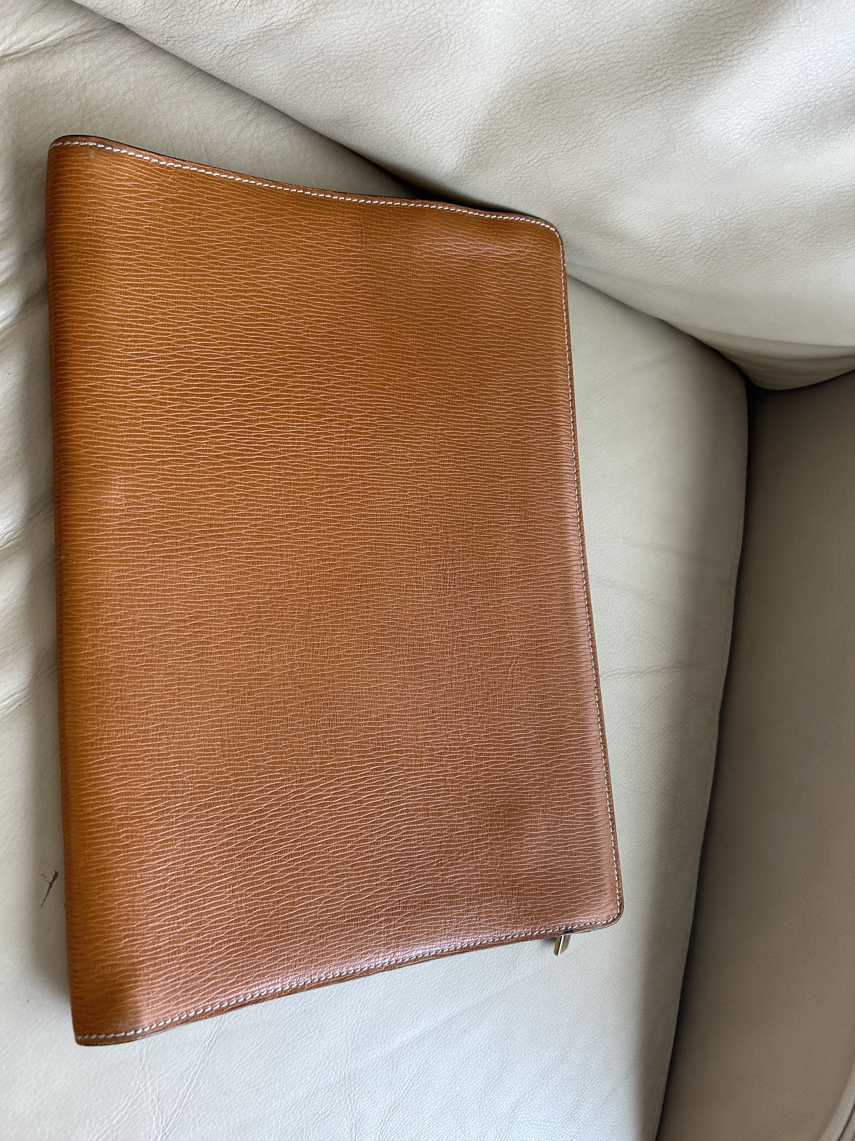 Salvatore Ferragamo Ferragamo Hammered Calf-Skinned Portfolio Size ONE SIZE - 3 Thumbnail