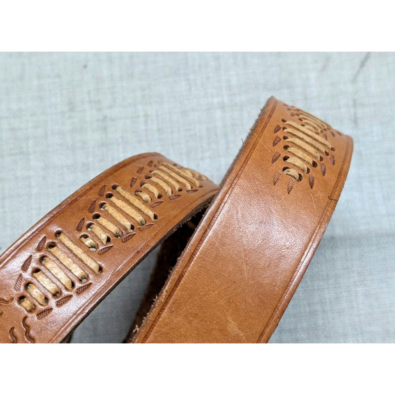 Vintage VINTAGE handcrafted tooled leather Western Belt 38 Mens Brown Weave Hippie 1970s Cowboy Boho Western Belt Mens Size 38 - 4 Thumbnail