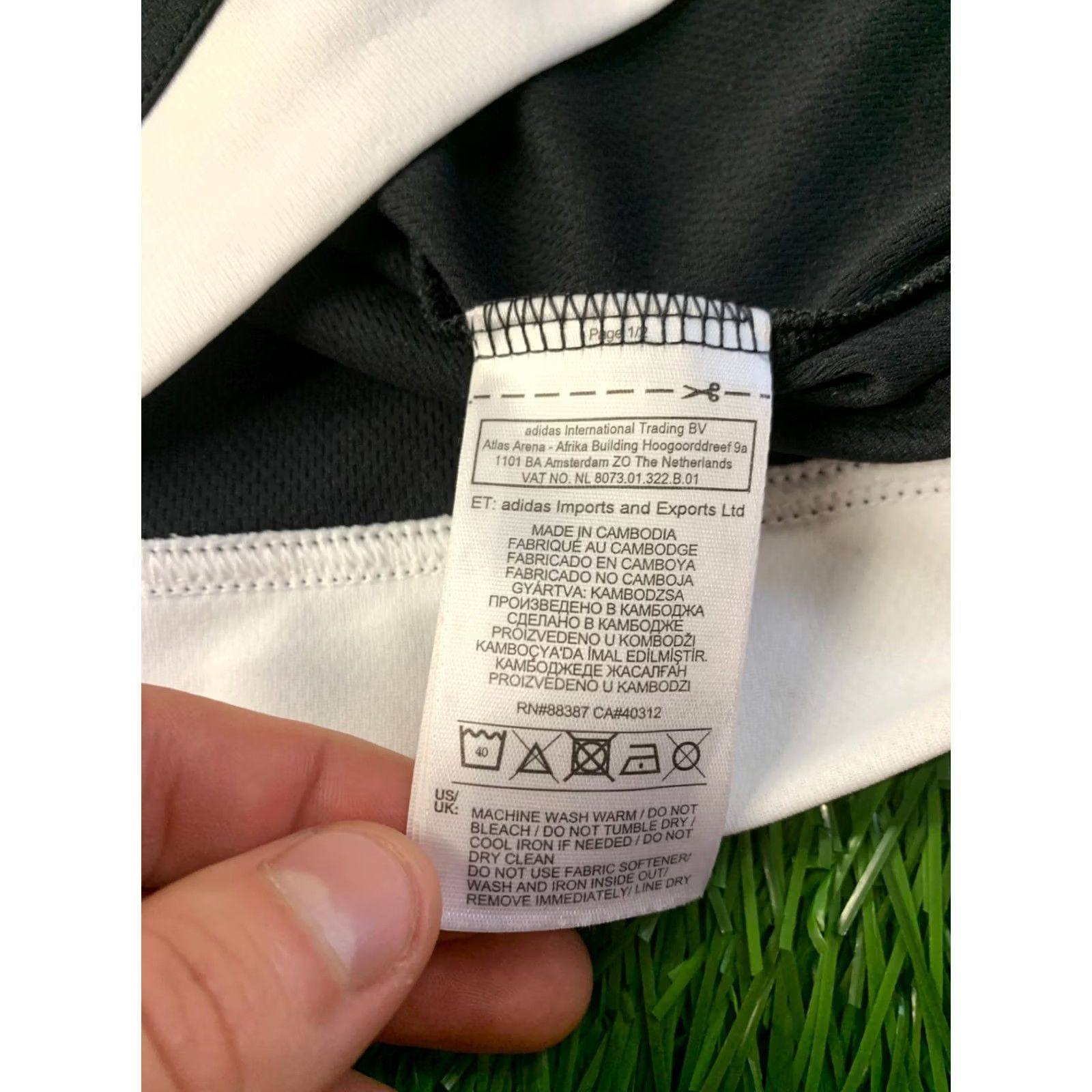 Adidas ADIDAS PERFORMANCE Football T-Shirt S Mens Black and White 2018 Estro Short Sleeve Shirt Jersey 100% Polyester Vintage No Size US S / EU 44-46 / 1 - 6 Thumbnail