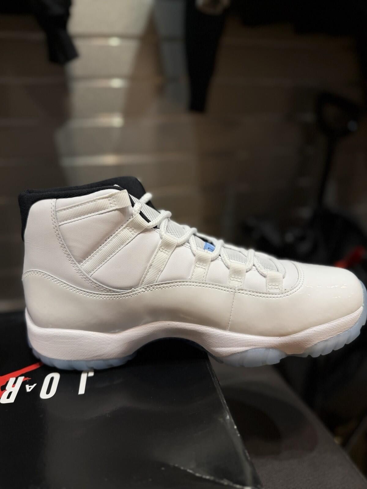Jordan Brand Size 10 - Air Jordan 11 Retro 2024 Legend Blue / Columbia Size US 10 / EU 43 - 10 Thumbnail