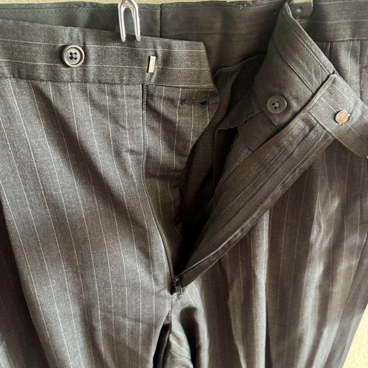 Brooks Brothers Brooks Brothers Men's Black Stripe 90s Wide Leg Suit Pants Size 34R - 4 Thumbnail