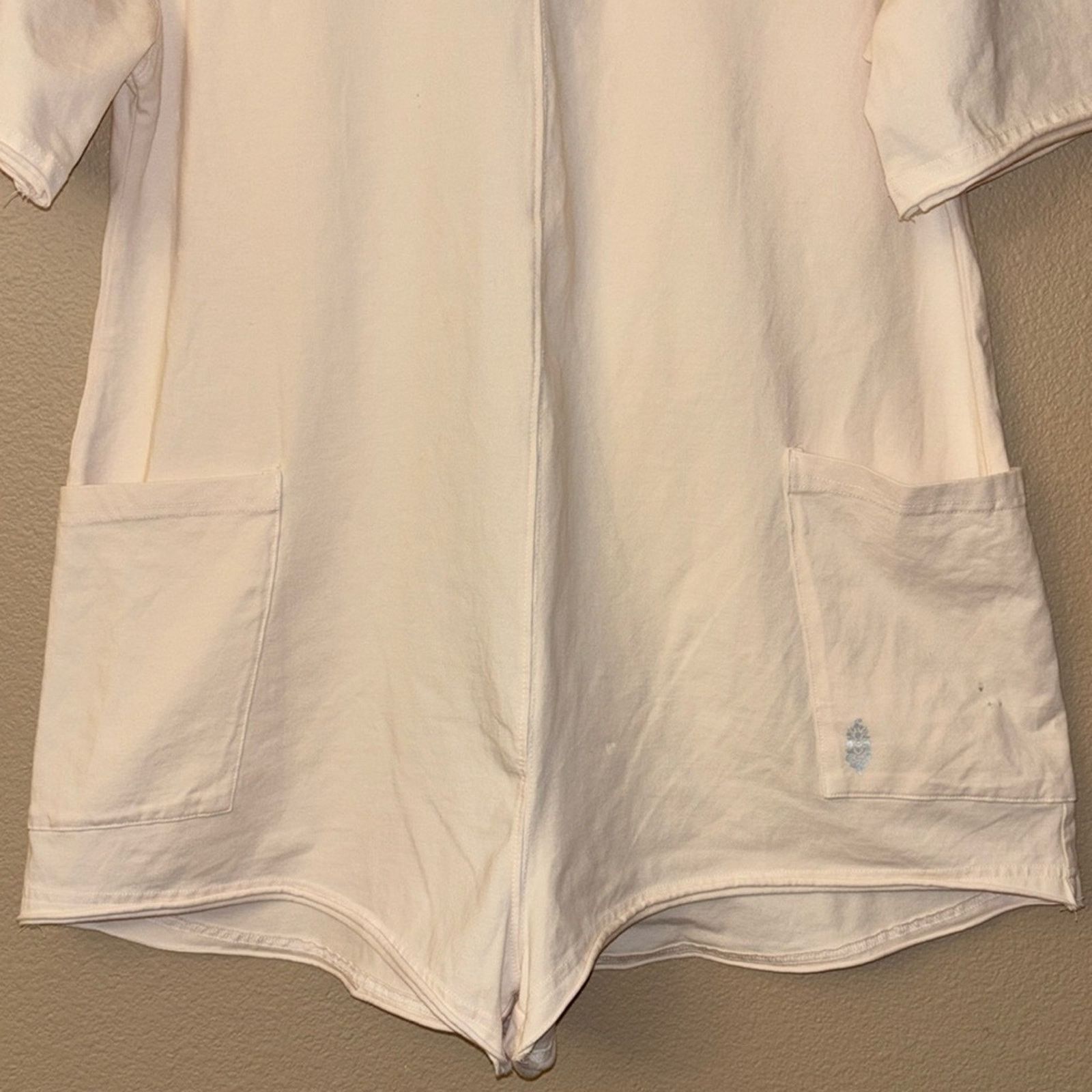 Free People NEW FREE PEOPLE MOVEMENT Hot Shot Tee Romper Shorts XS Ivory Size 26" / US 2 / IT 38 - 6 Thumbnail