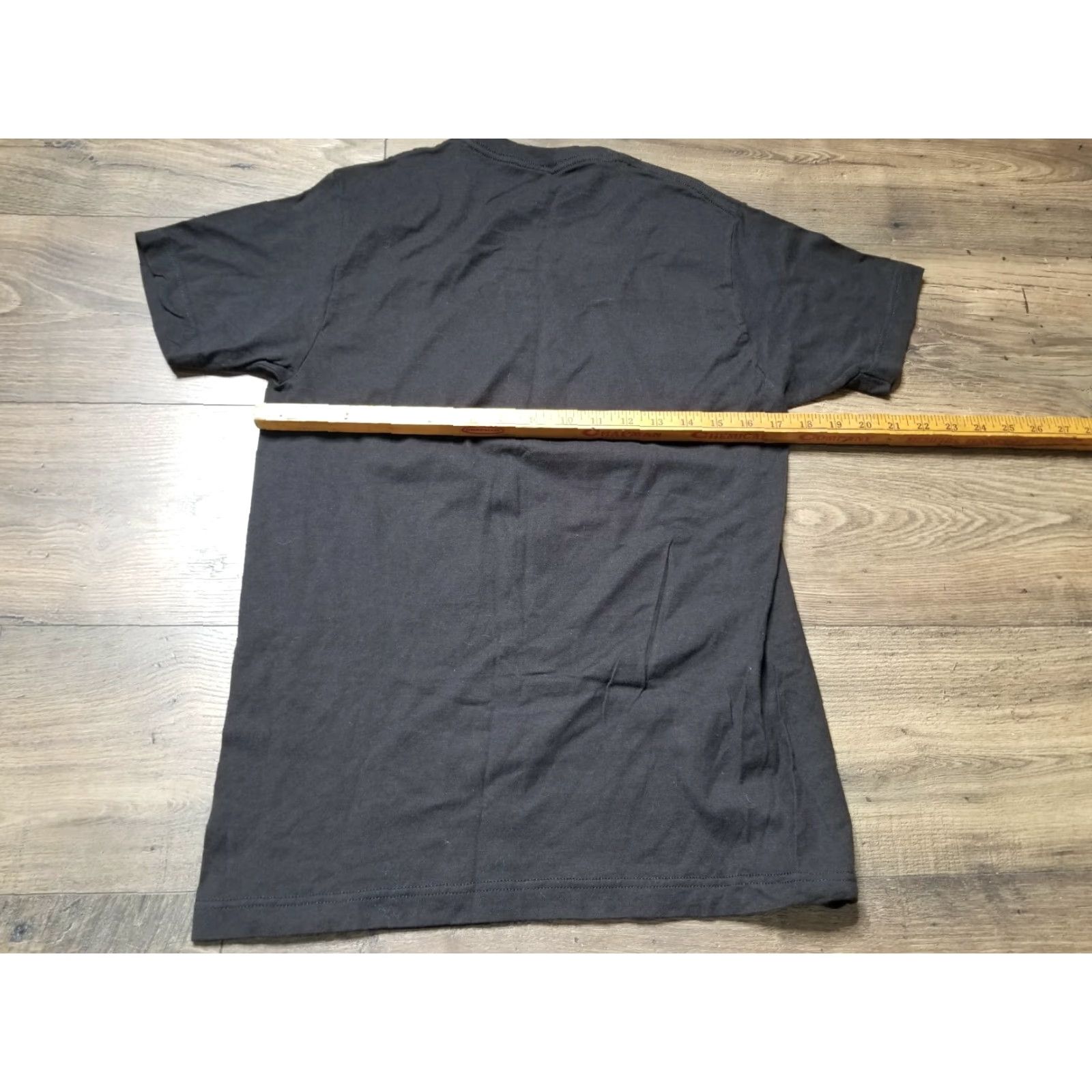 Tultex Mens M The Hunger Games Catching Fire 2013 T Shirt Movie Size US M / EU 48-50 / 2 - 2 Thumbnail