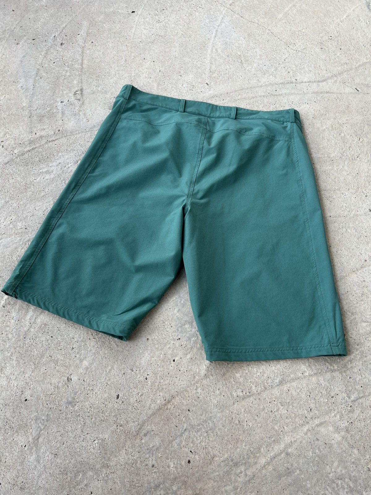 Other Sherpa Outdoors Shorts Size US 36 / EU 52 - 2 Thumbnail