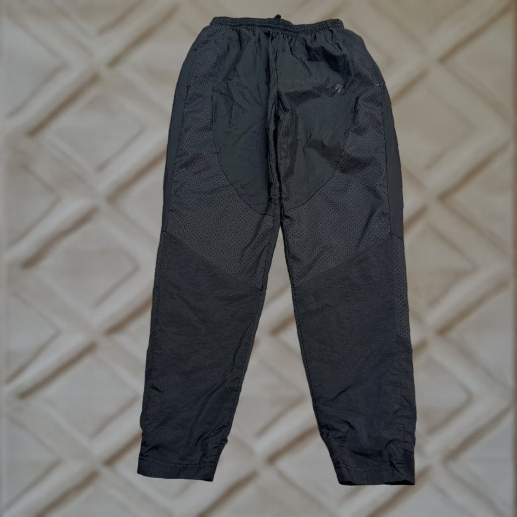 Jordan Brand Air Jordan Jogger Pants Men's Small Black Nylon Elastic Waist Activewear Size US 29 - 1 Thumbnail