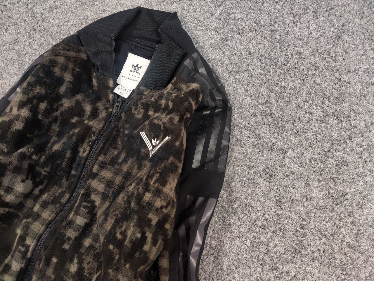 Adidas × White Mountaineering Adidas Originals White Mountaineering fleece Light Jacket Size US S / EU 44-46 / 1 - 5 Thumbnail