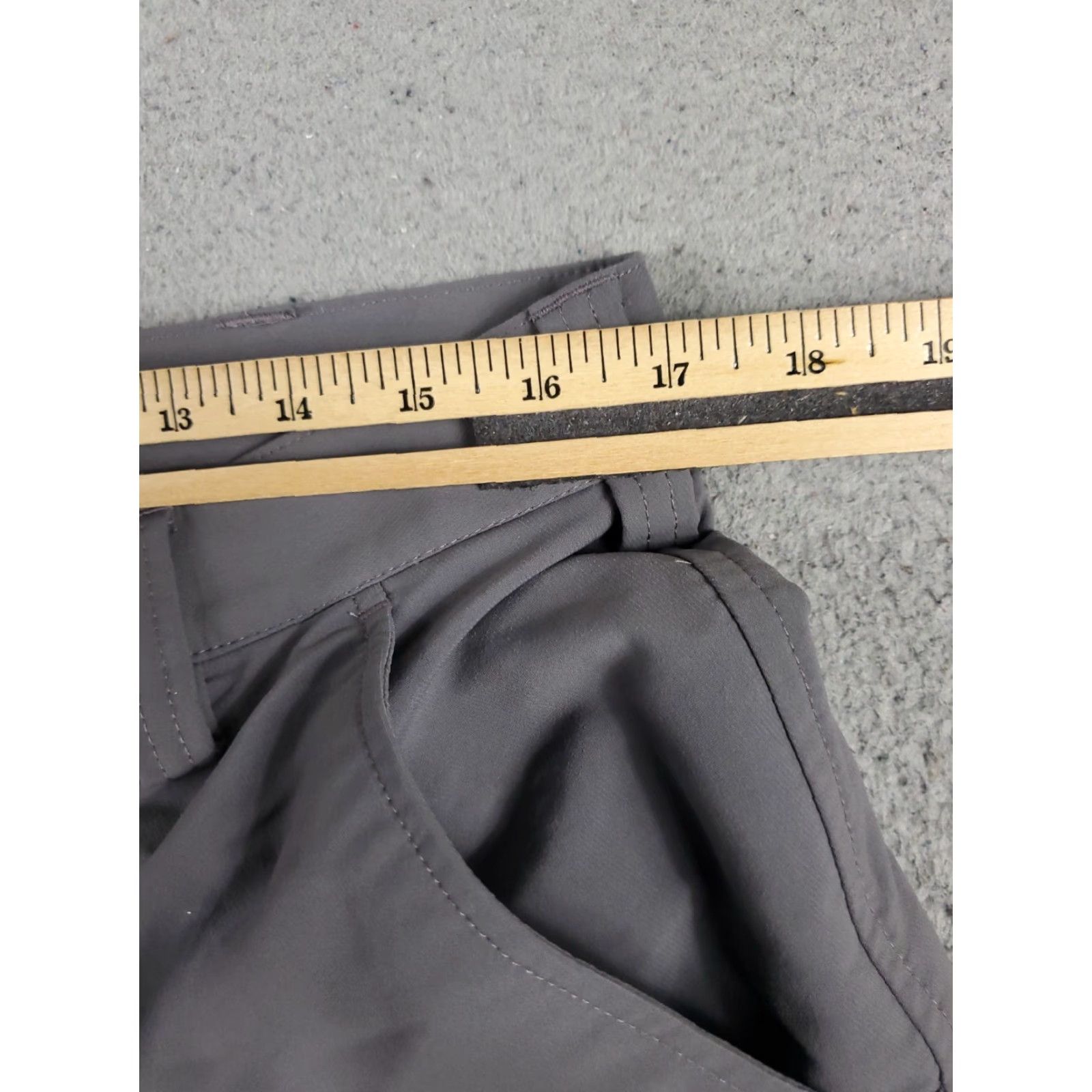 Under Armour Under Armour Chino Pants Mens 34x32 Gray Flat Front Golf Trousers Size US 34 / EU 50 - 4 Thumbnail