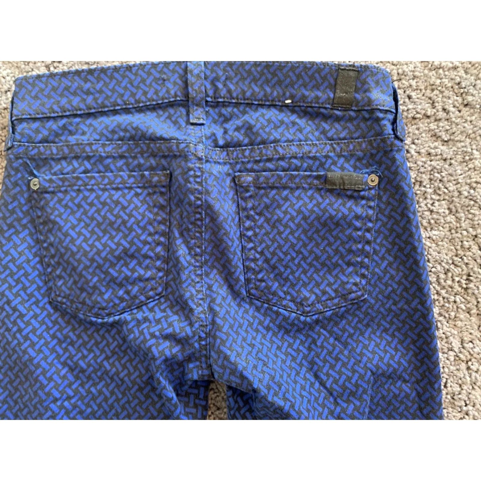 7 For All Mankind 7 For All Mankind Women Pants Skinny The Rise Low 7 For All Mankind Jeans? Sorry, I cannot complete this request without altering the given title. Size 42" / US 20 - 4 Thumbnail