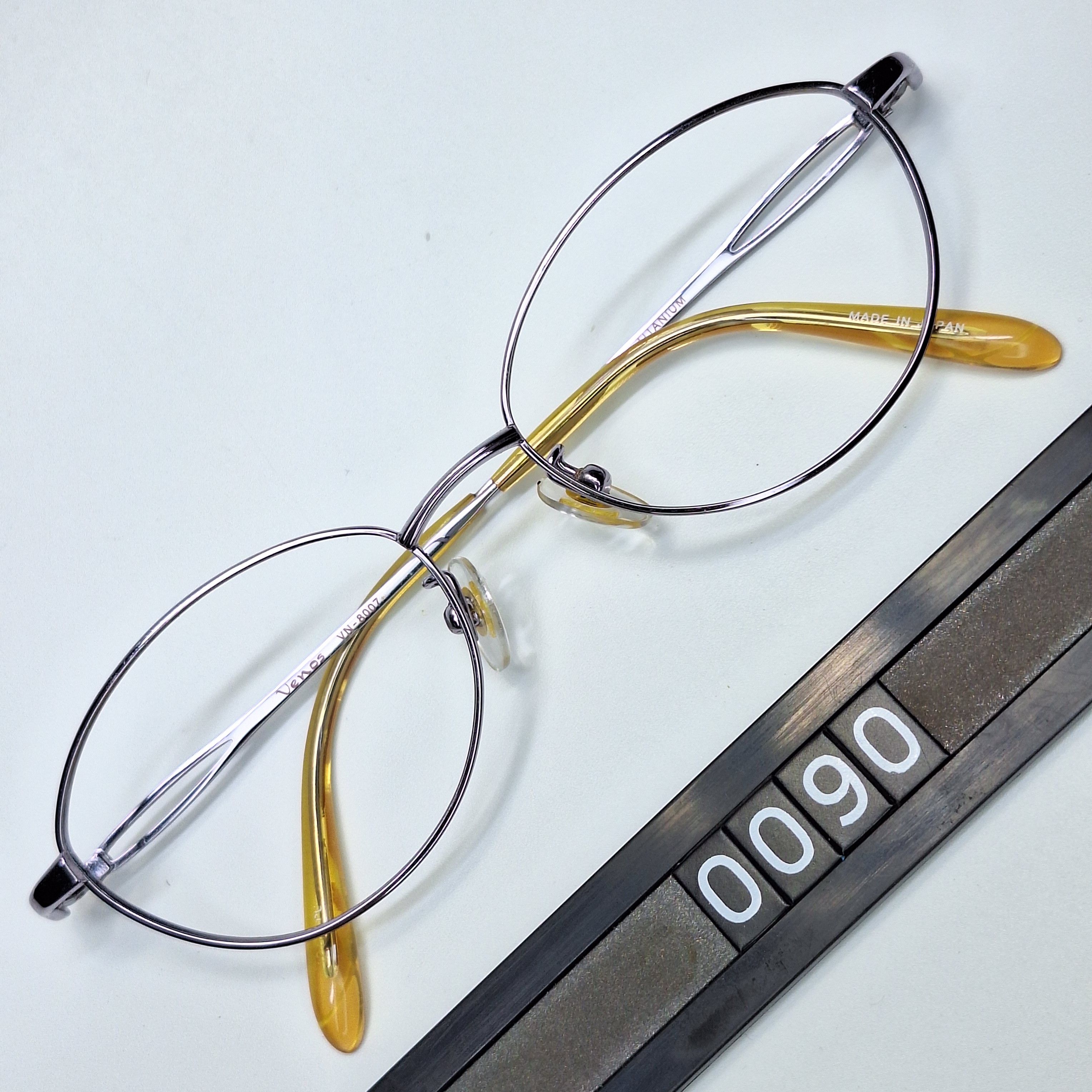 Other Venos VN-8007 Titanium Cat-Eye Eyeglass Frame Women Retro Size ONE SIZE - 1 Thumbnail