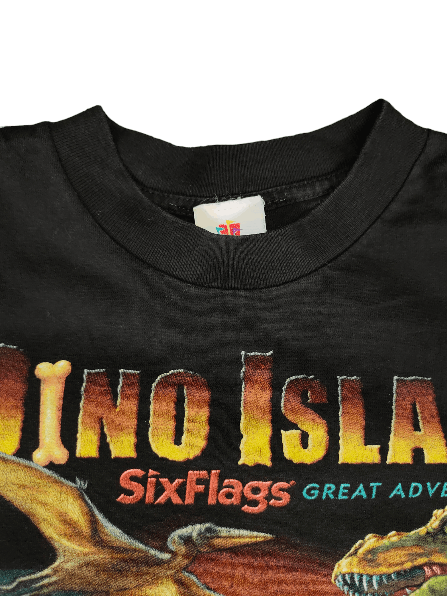 Vintage Vintage 90s Dino Island SixFlags Great Adventure T-Shirt Size US L / EU 52-54 / 3 - 4 Thumbnail