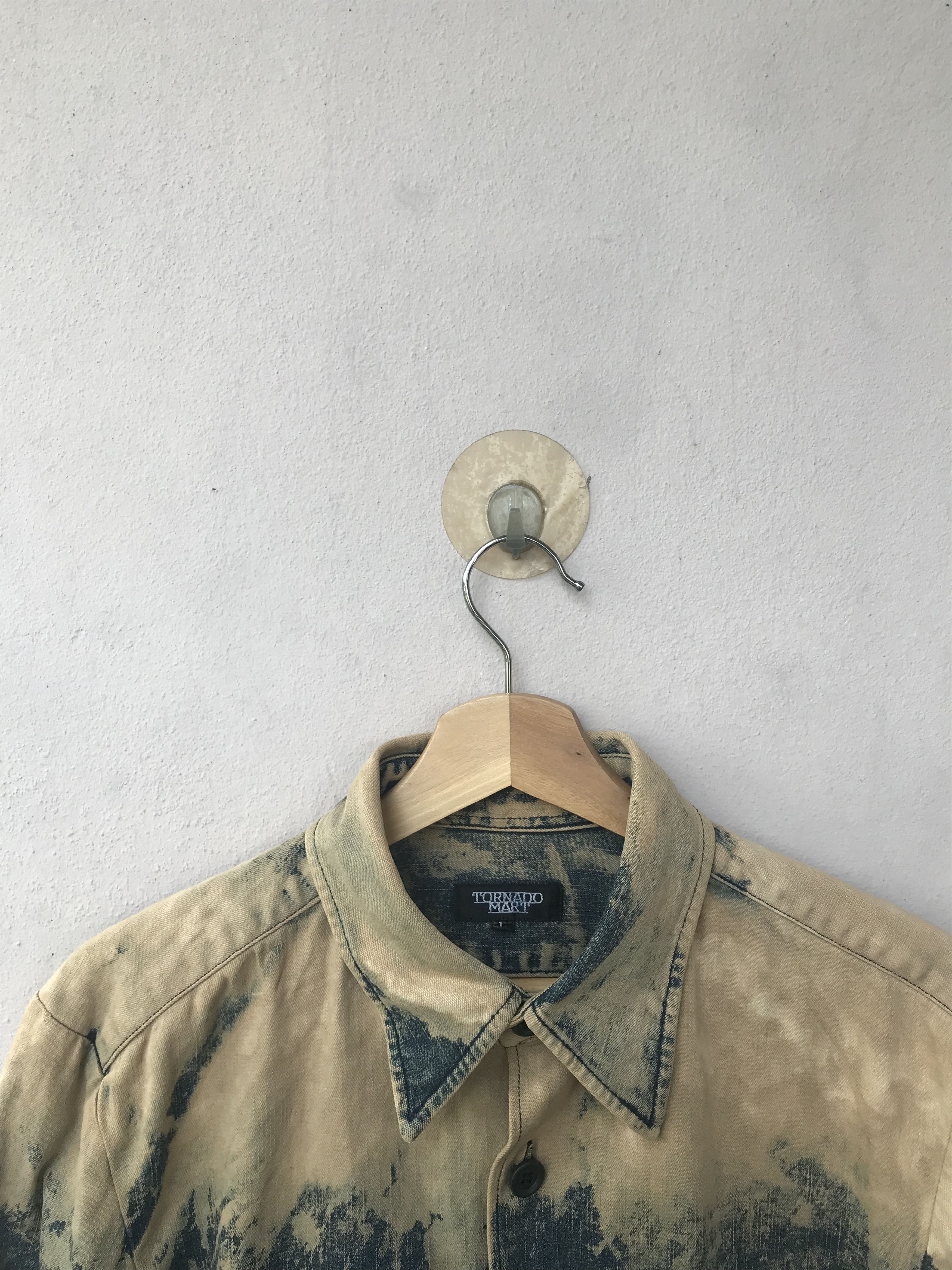 Tornado Mart Vintage Tornado Mart Denim Button Up Asid Wash Design Size US L / EU 52-54 / 3 - 2 Thumbnail