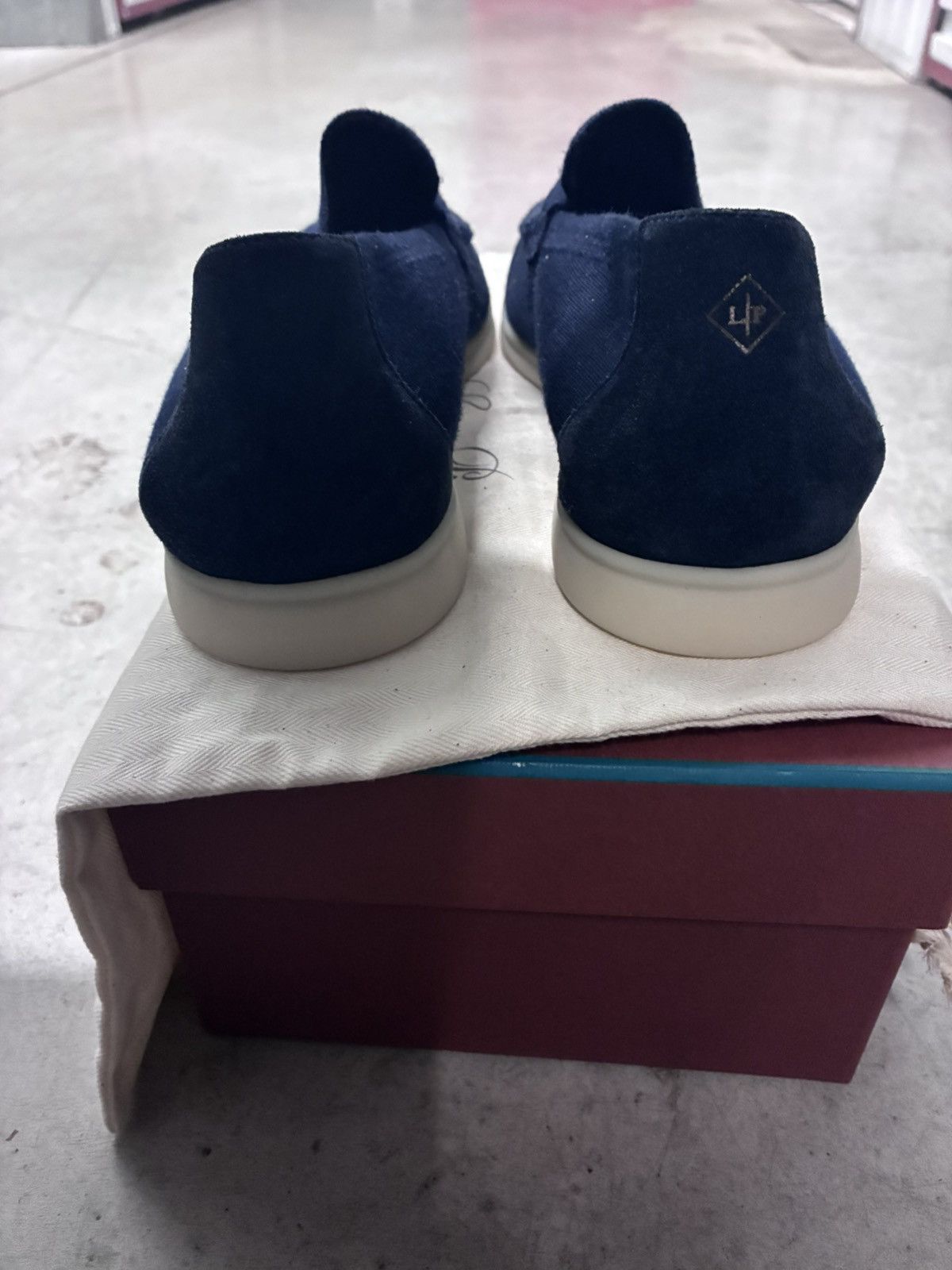 Loro Piana Loro piana navy knit summer walk uk 6 eu 40 Size US 7 / EU 40 - 6 Thumbnail