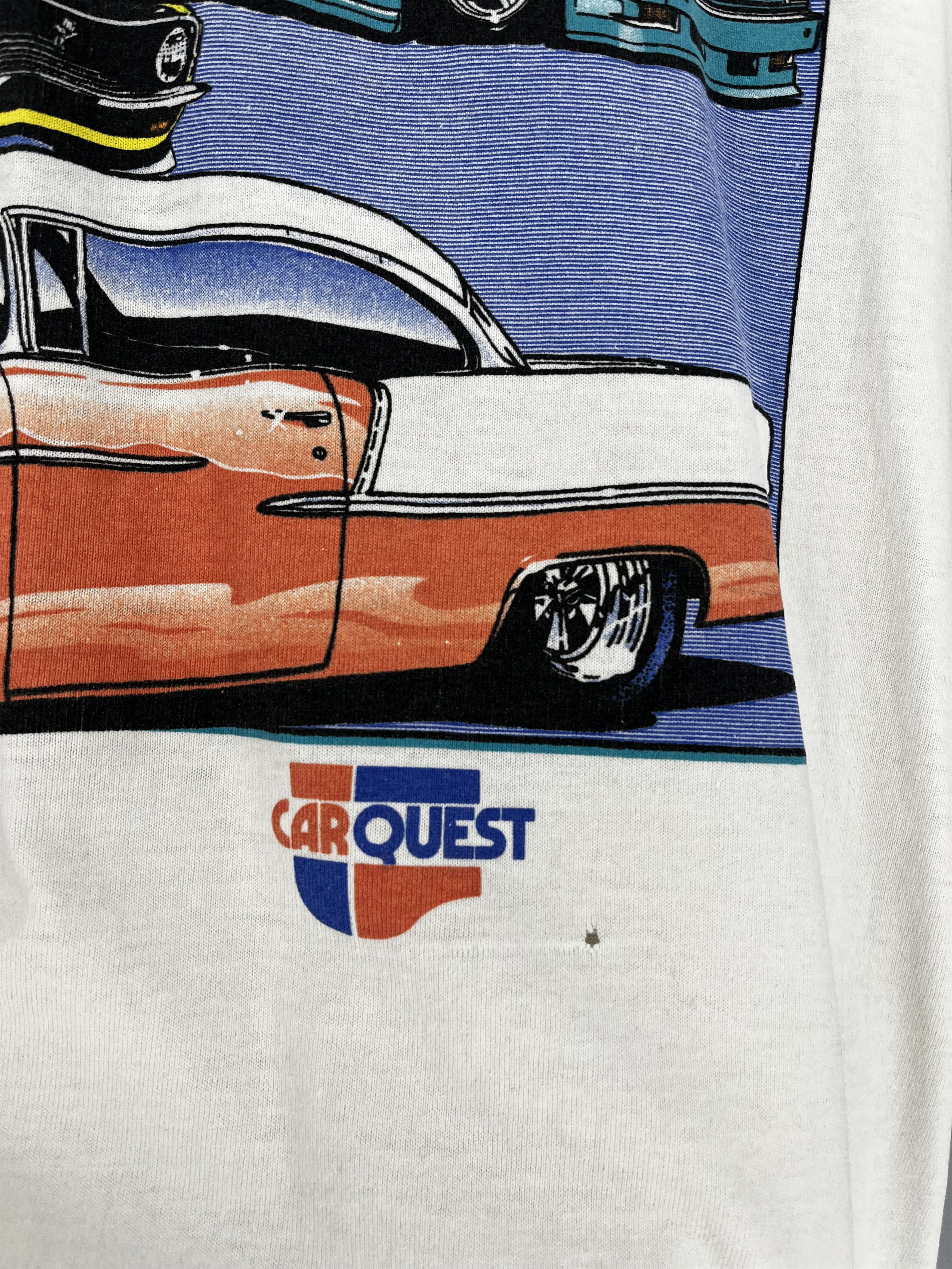 Vintage Vintage Car Quest Auto Parts T Shirt Size US XL / EU 56 / 4 - 9 Thumbnail