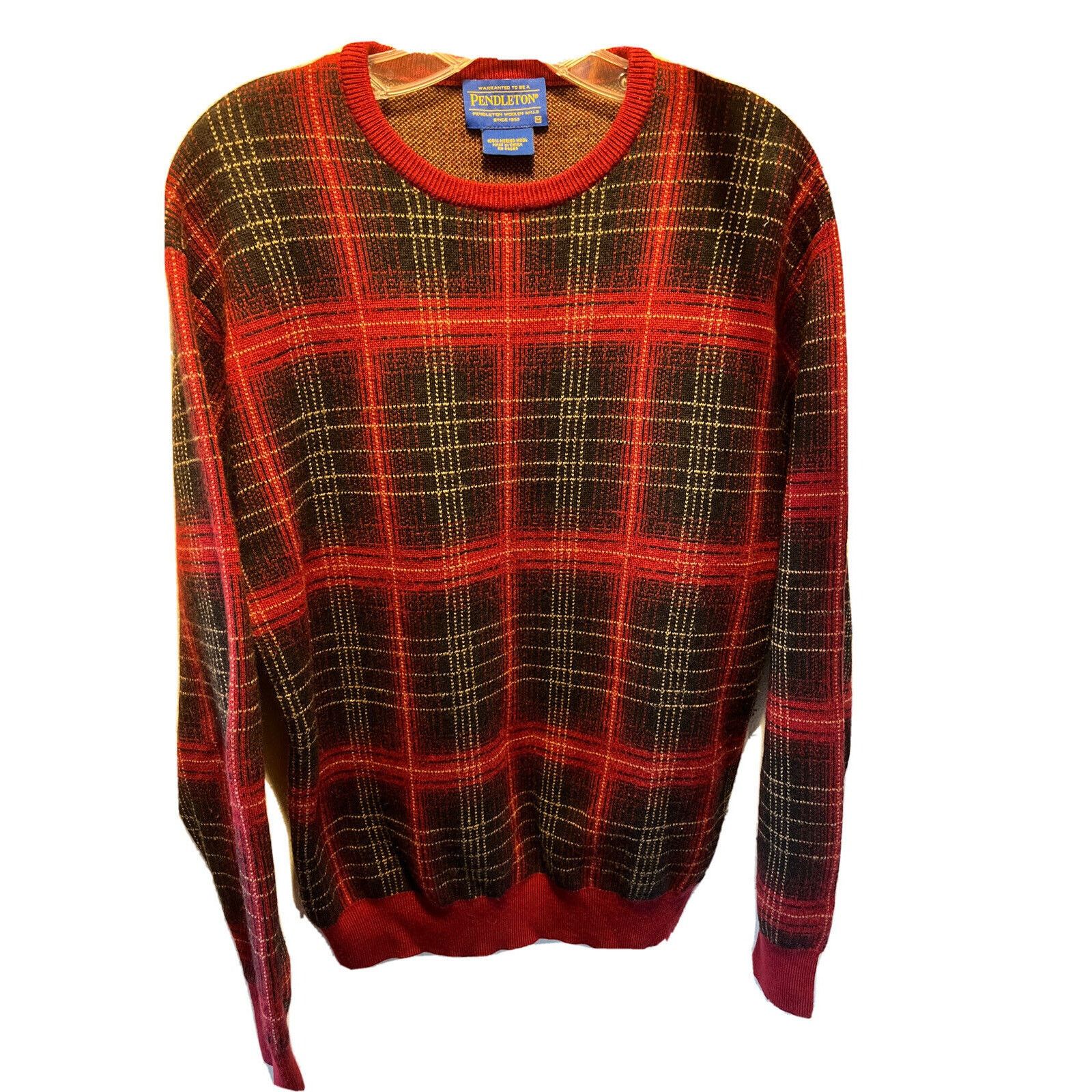 Pendleton Pendleton mens M red plaid long sleeve pullover wool sweater Size US M / EU 48-50 / 2 - 1 Thumbnail