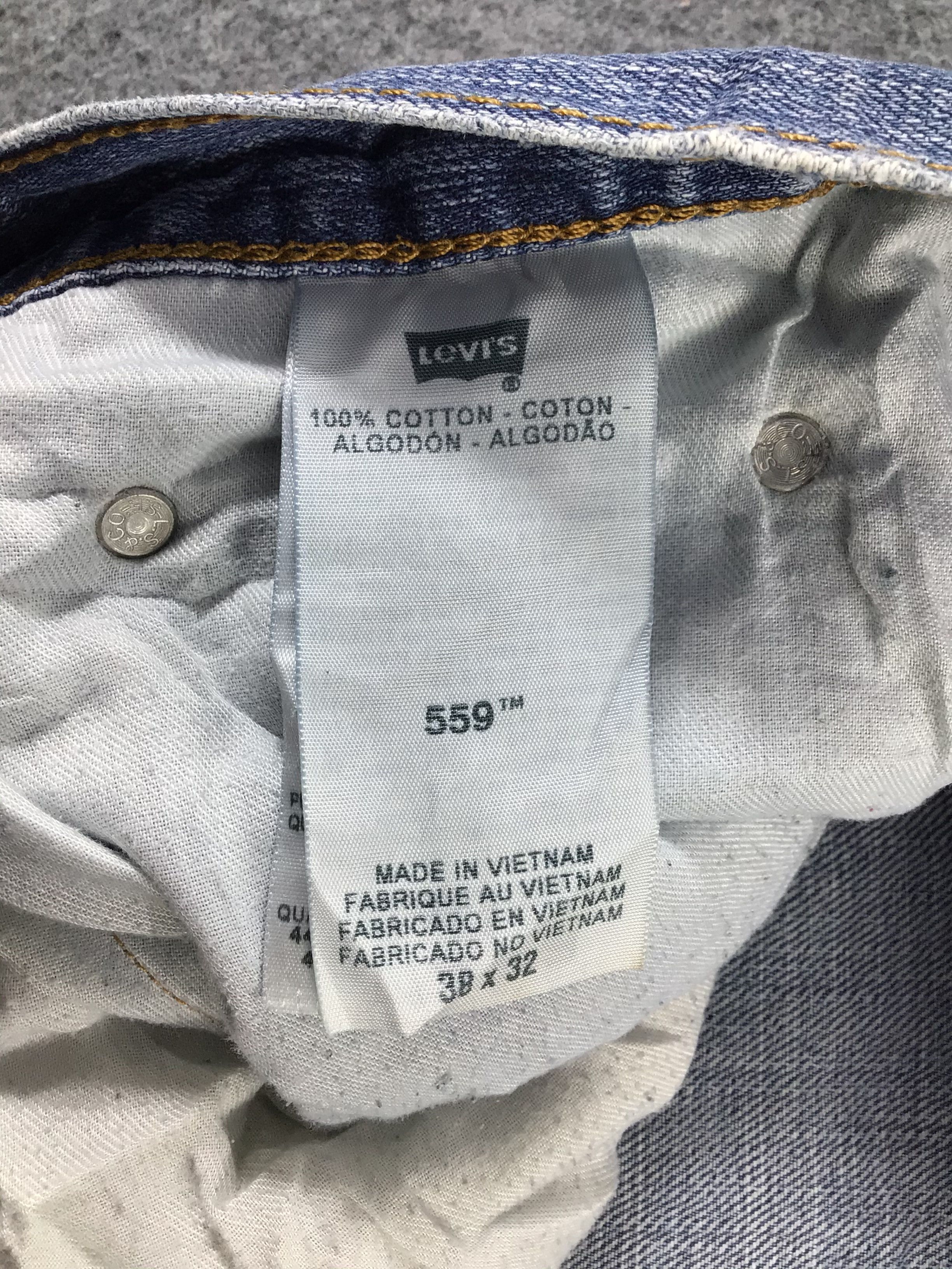 Vintage Levis 559 Jeans Faded Blue Medium Wash KJ219