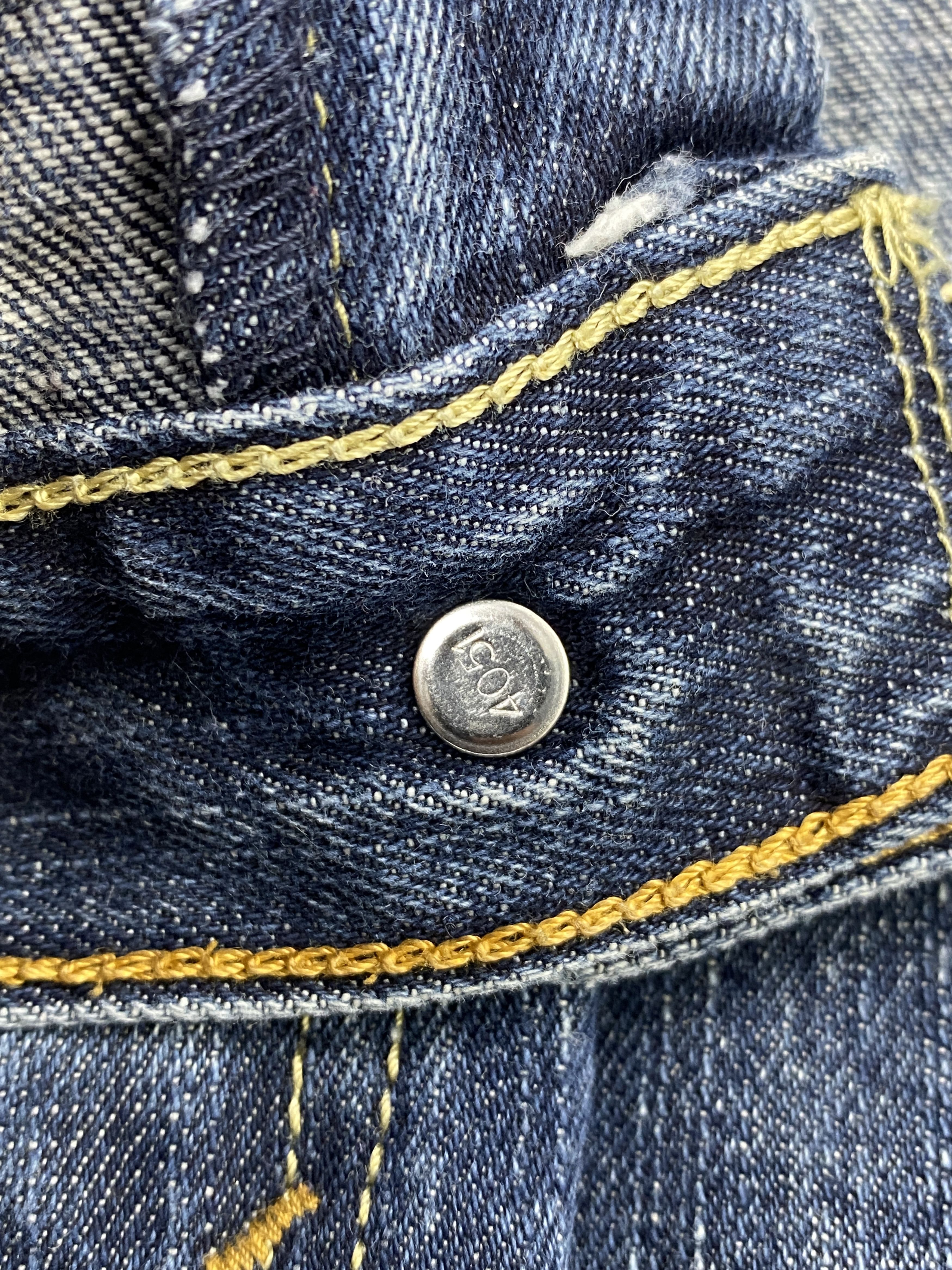 Levi's × Vintage Distressed Vintage Levi's 505 Blue Denim Jeans Size US 40 / EU 56 - 11 Thumbnail