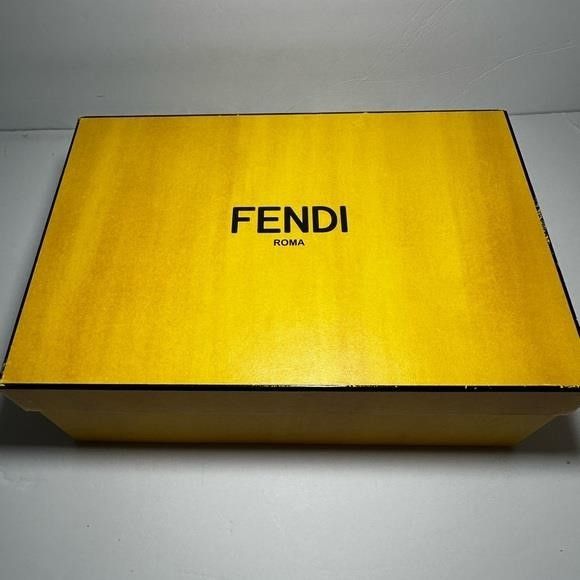 Fendi - New FENDI Metallic Nappa Fendi O'Lock Gladiator Flat Sanda Size US 7.5 / IT 37.5 - 6 Thumbnail