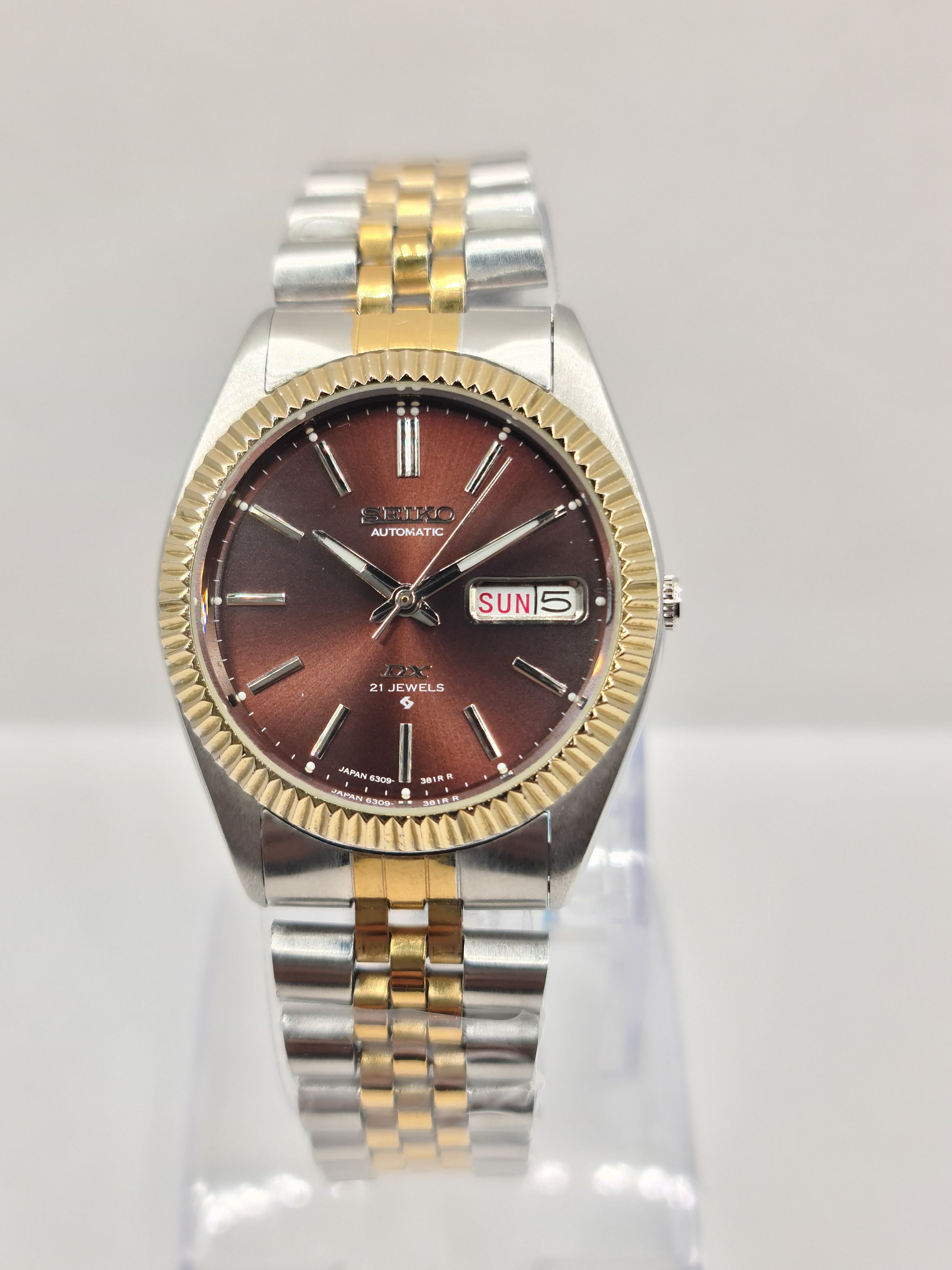 Seiko DX Automatic Fluted Bazel Day/Date Japan