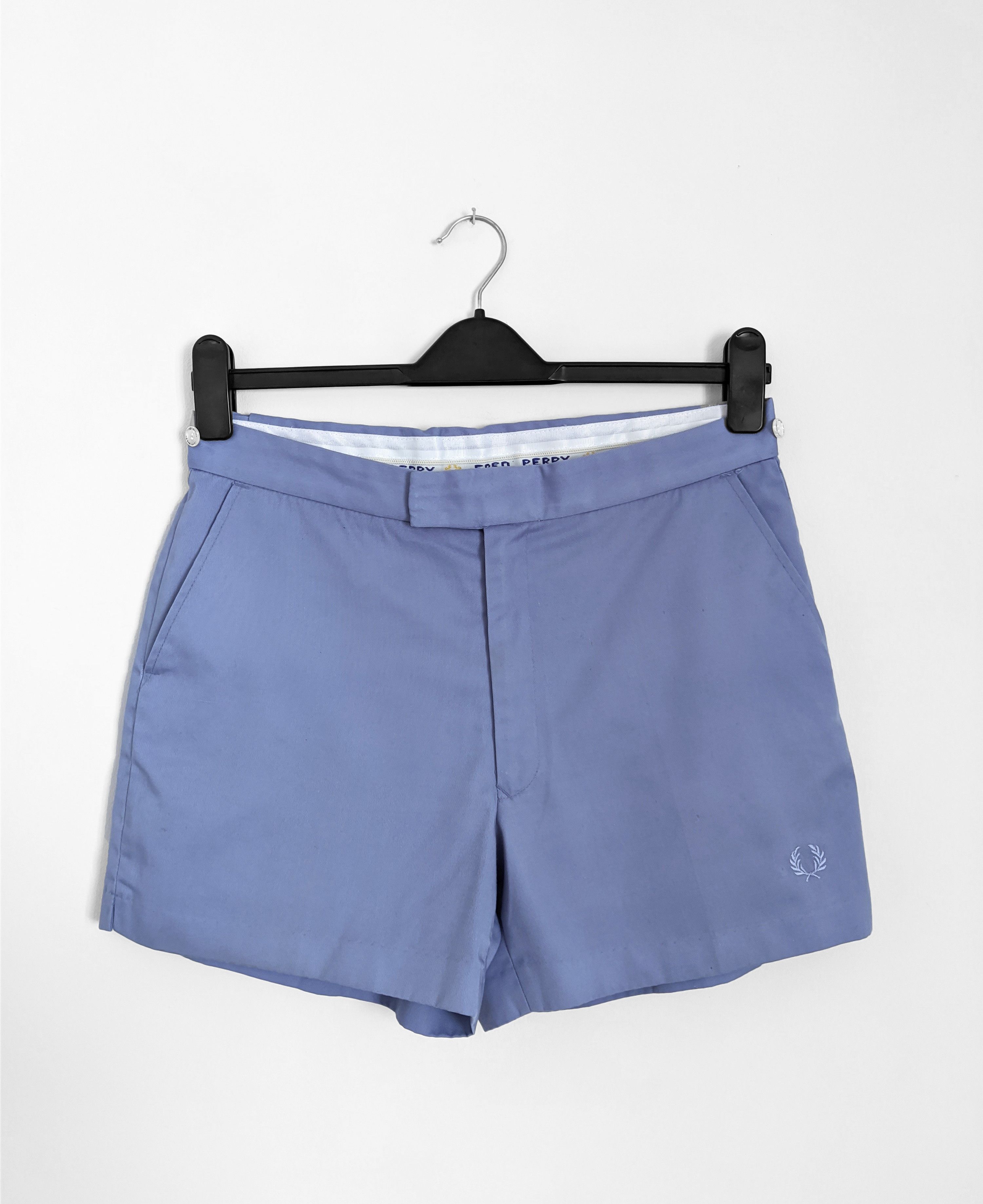 Fred Perry Vintage Fred Perry shorts chino 90s Size US 34 / EU 50 - 1 Thumbnail