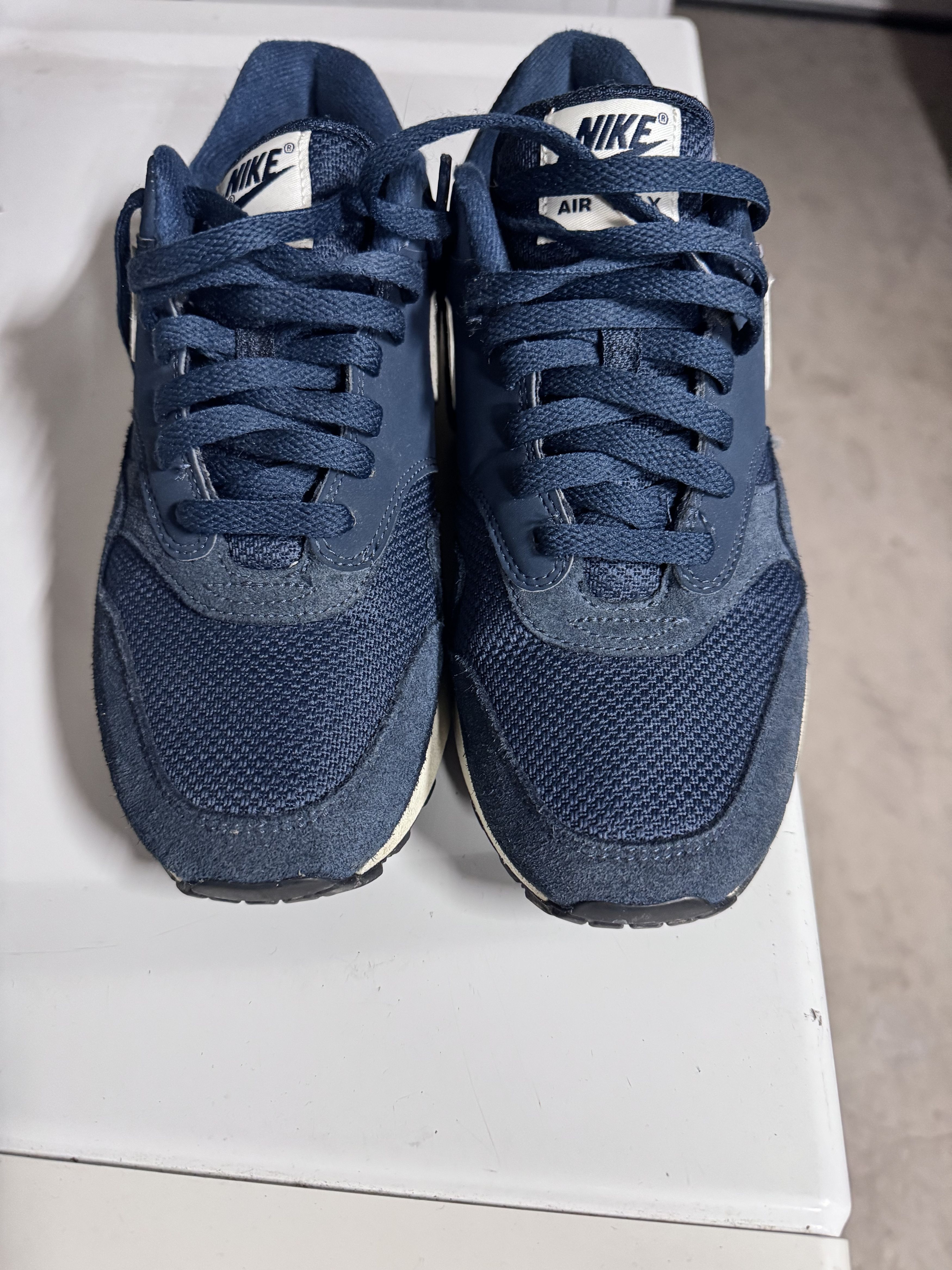 Nike Nike Air Max 1 Navy Size US 7.5 / EU 40-41 - 1 Thumbnail