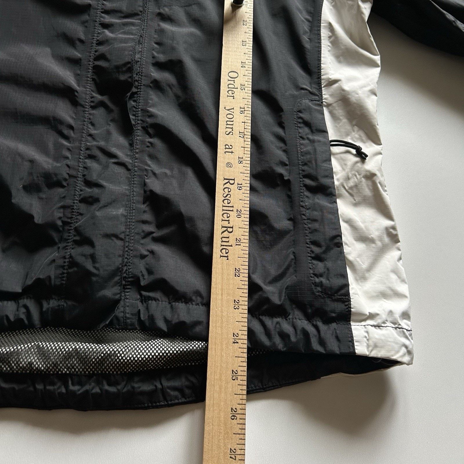The North Face × Vintage The North Face Rain Jacket Women's Small Black Hyvent Rare Size S / US 4 / IT 40 - 8 Thumbnail