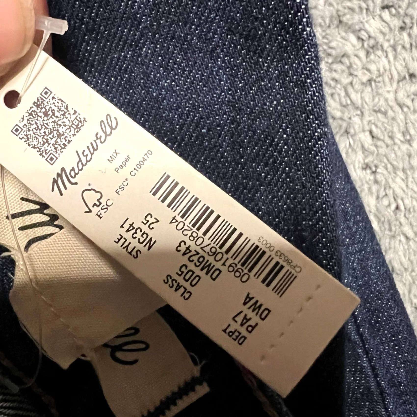 Madewell Madewell Baggy Tapered Jeans Womens 25 Blue Dark wash High rise (Madewell Baggy Tapered Jeans Womens 25 Blue Dark wash High rise) Size 42" / US 20 - 7 Thumbnail