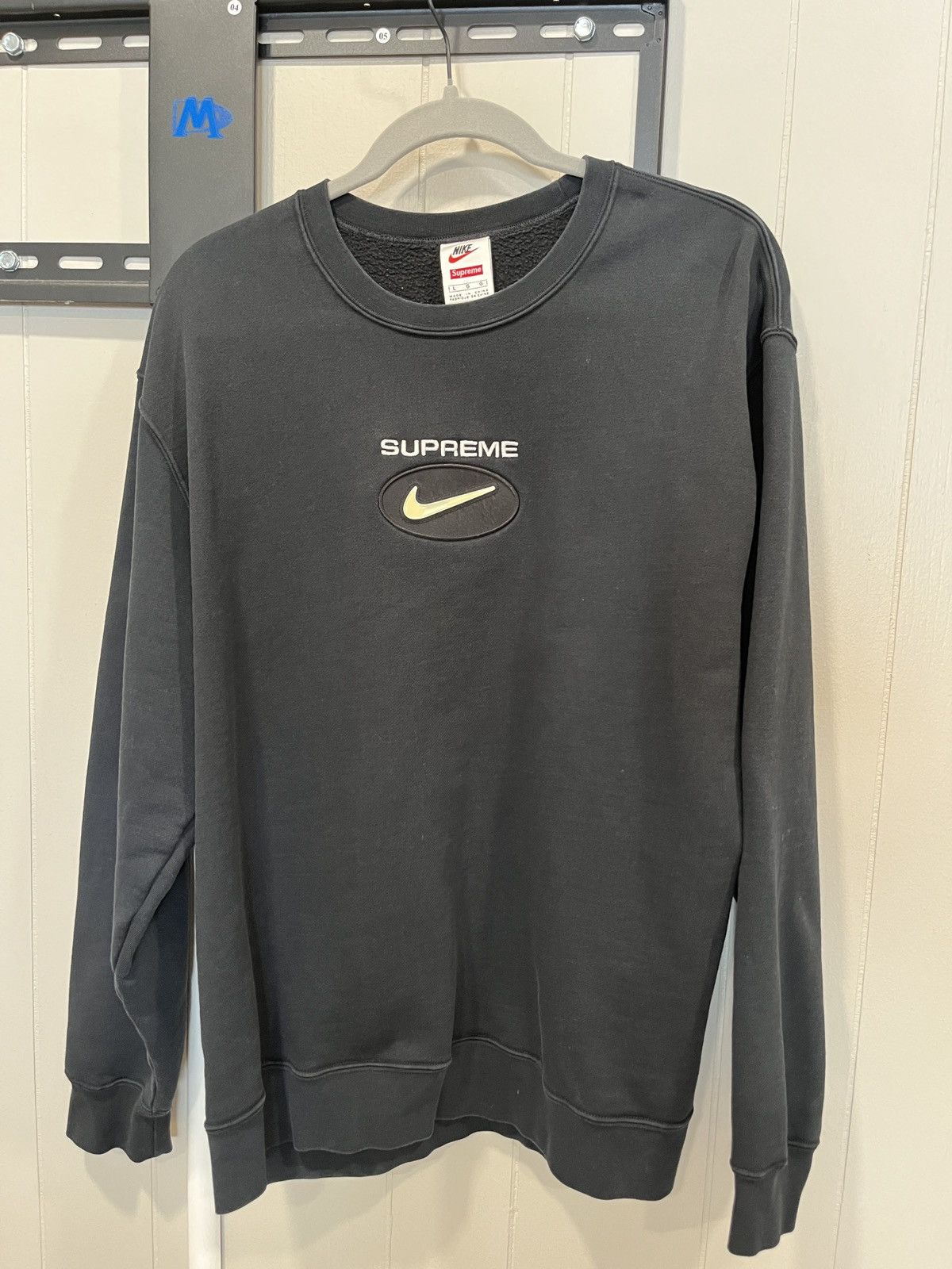 image of Nike Jewel Crewneck in Black, Men's (Size Large)