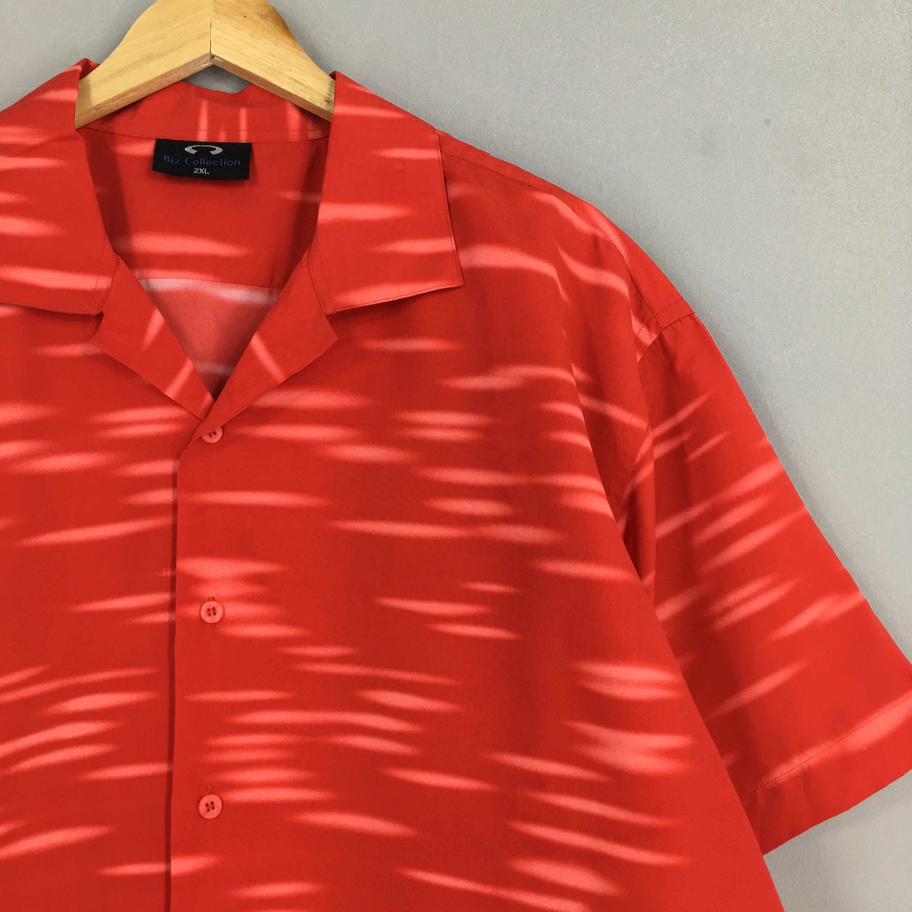 Life's a Beach Vintage 90s Leaves Hawaii Aloha Red Shirts 2XLarge Size US XXL / EU 58 / 5 - 2 Thumbnail