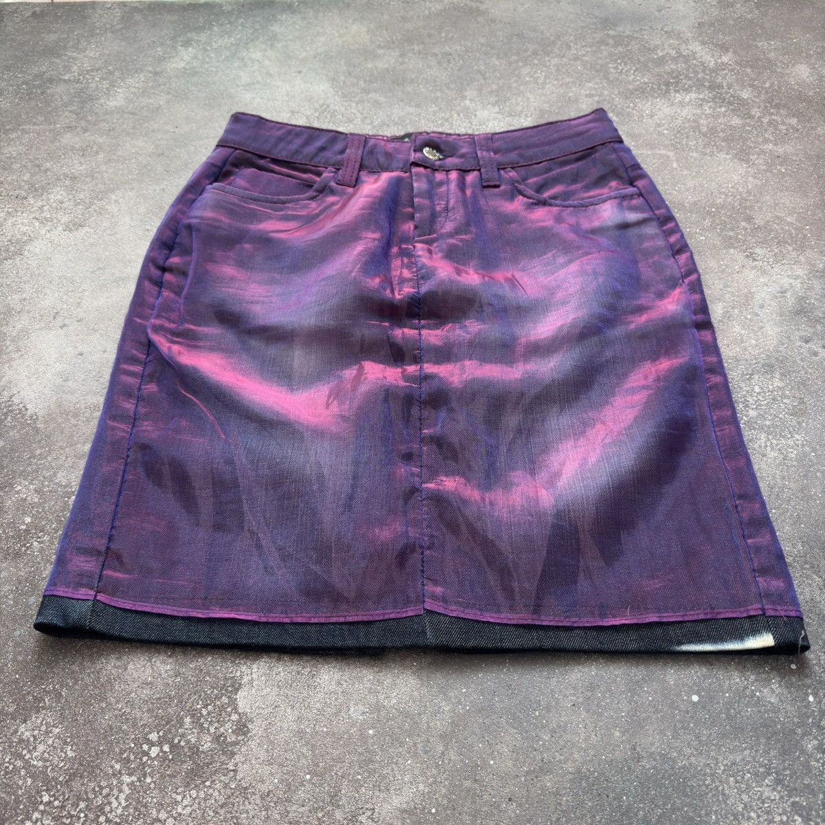 Dolce & Gabbana D&G Dolce & Gabbana Vintage Shined Y2K Skirt Size 27" / US 4 / IT 40 - 4 Thumbnail