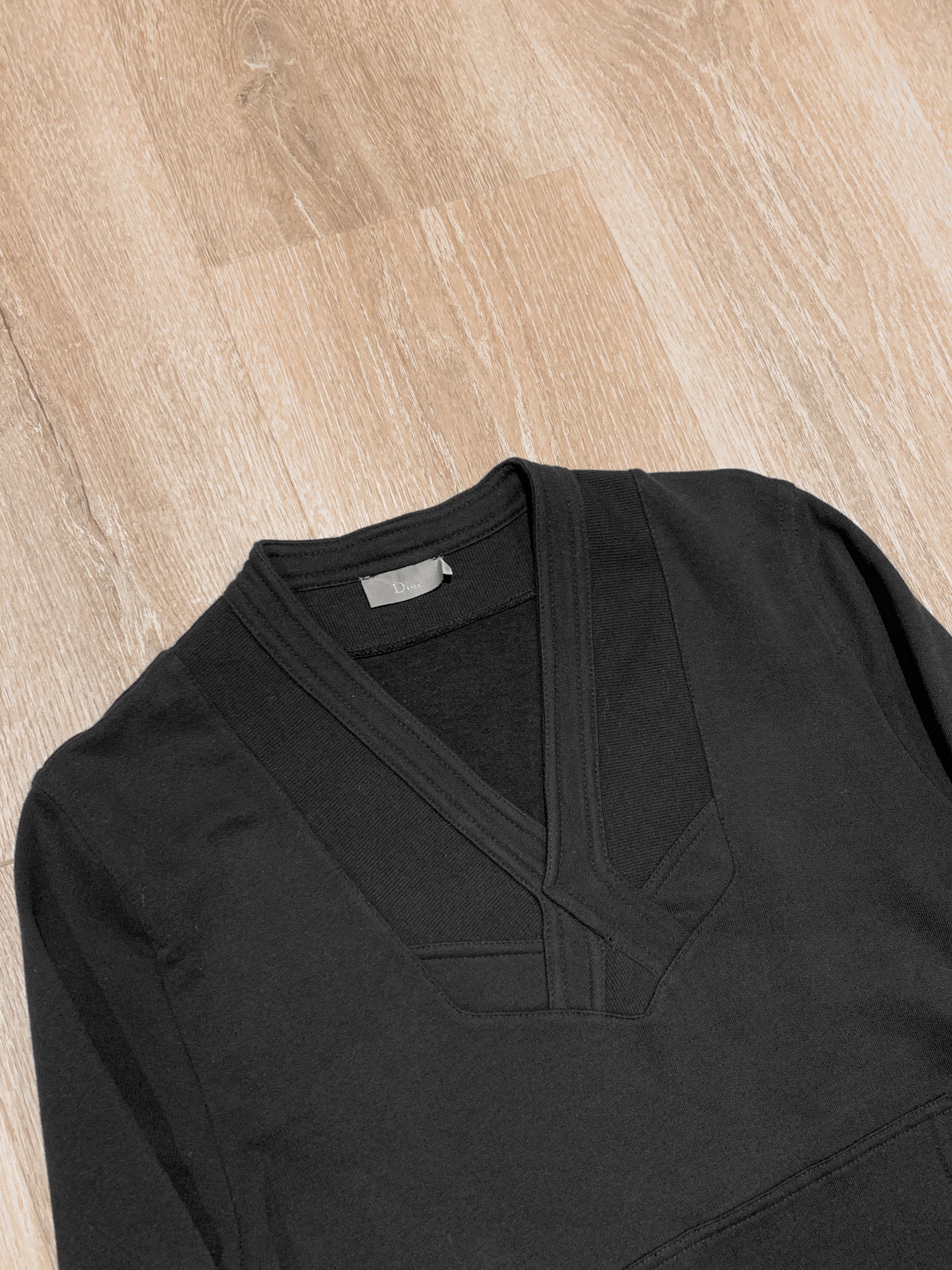 Hedi Slimane Dior Homme AW08 "Lumiere du Nord" Vneck Size US XS / EU 42 / 0 - 4 Thumbnail