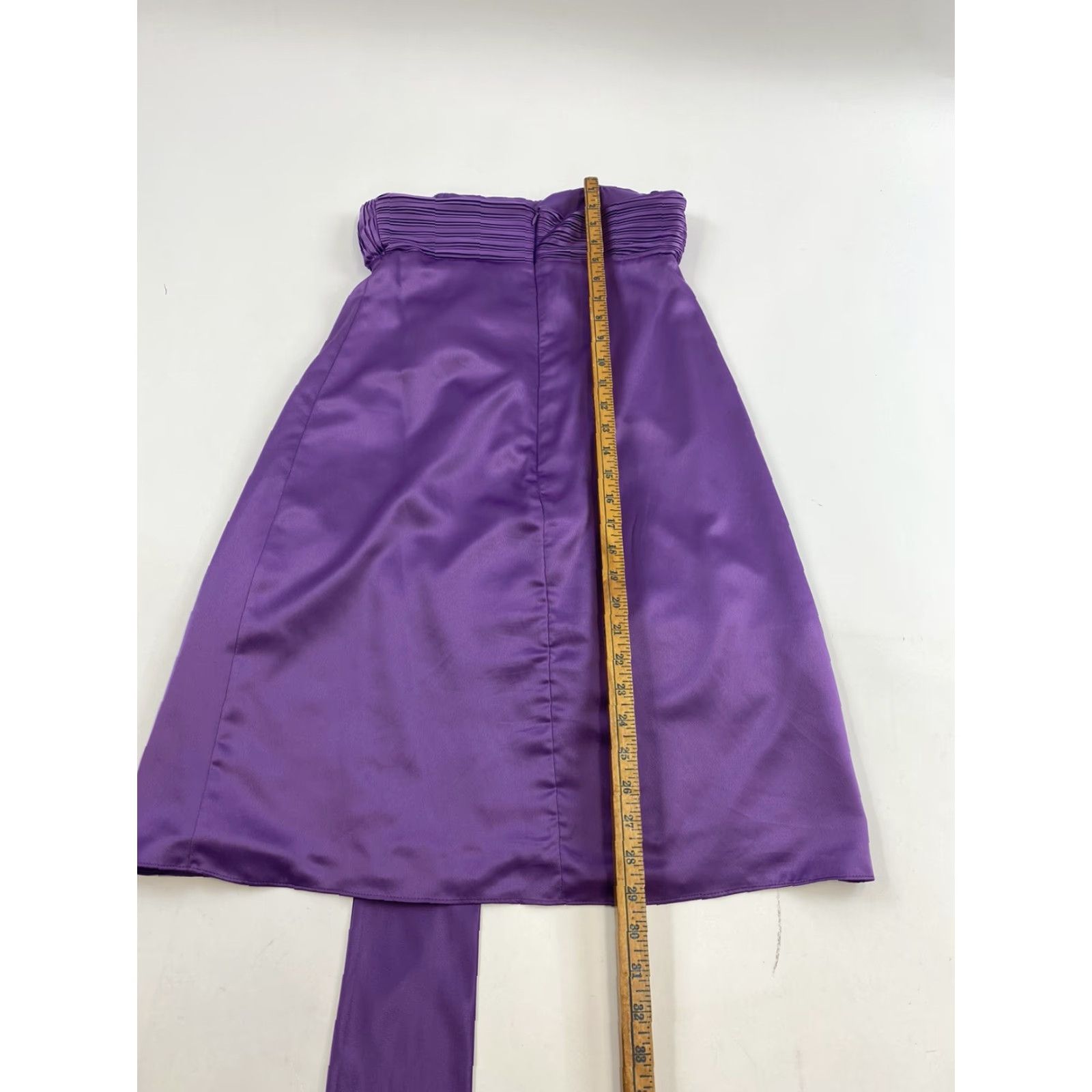 Bcbgmaxazria VINTAGE BCBGMAXAZRIA Cocktail Dress Womens 2 Purple Satin Formal Knee Length Satin Dress Womens 2 Purple Cocktail Formal Party Wedding Mens? Size XS / US 0-2 / IT 36-38 - 5 Thumbnail