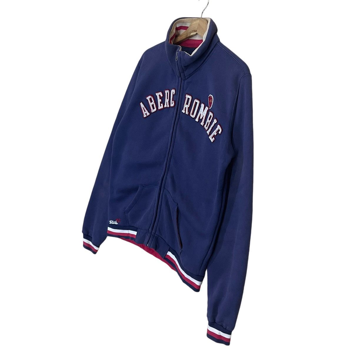 Abercrombie & Fitch Abercrombie Big Logo Embroidred Fullzip Sweater Size M Size US L / EU 52-54 / 3 - 3 Thumbnail