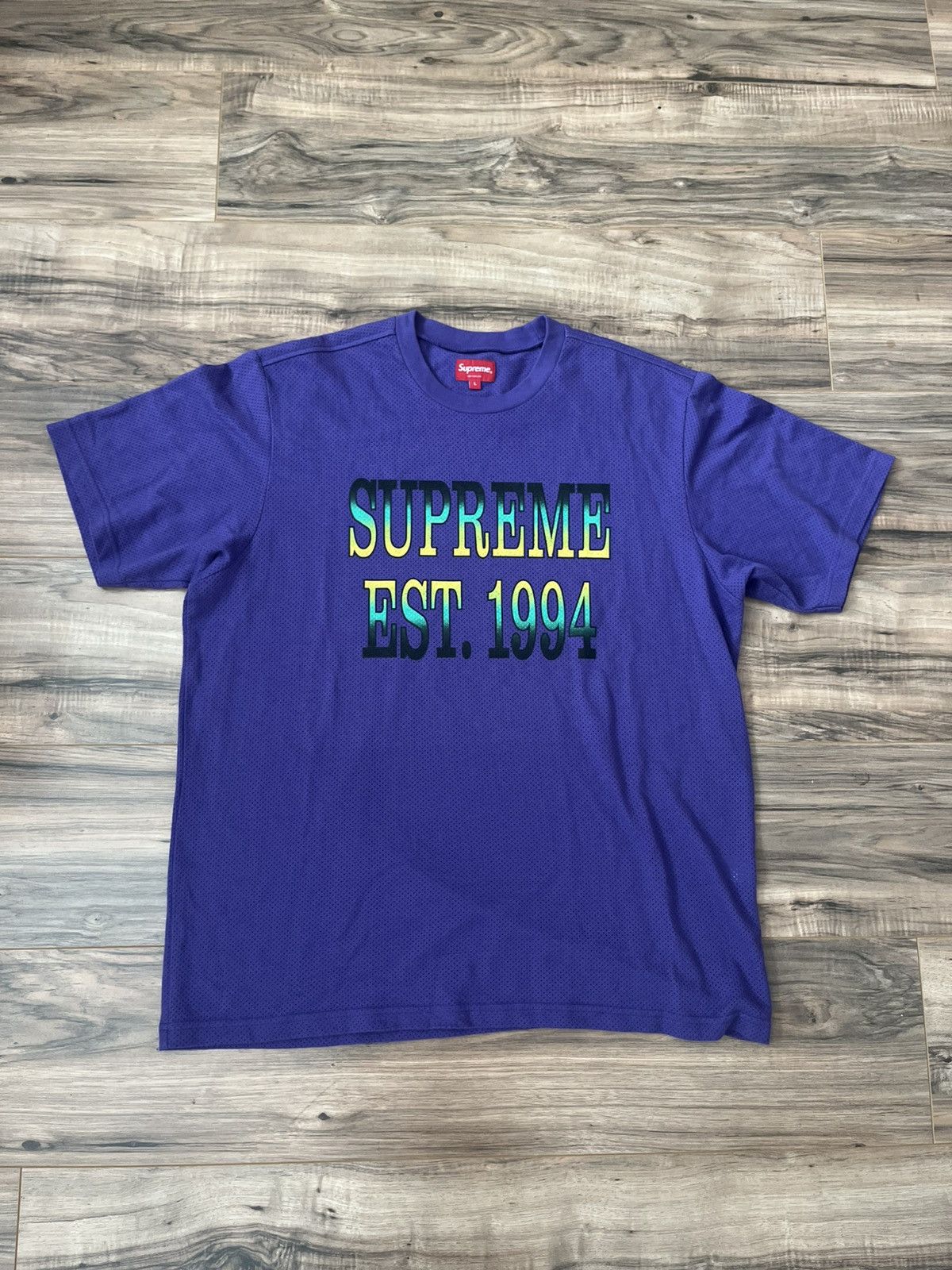 Supreme Supreme Cotton Mesh Gradient Logo S/S Top Size US L / EU 52-54 / 3 - 1 Thumbnail