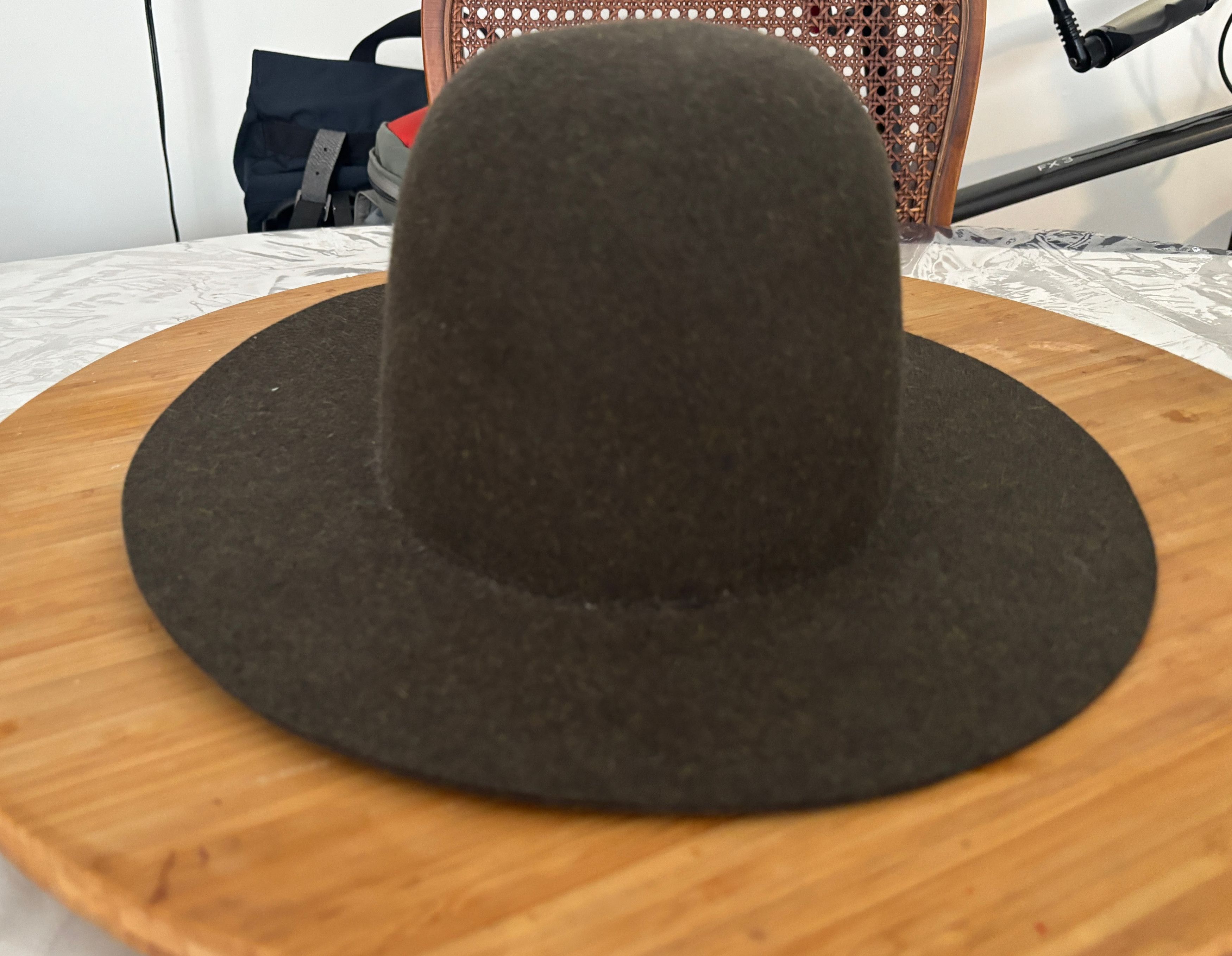 Etudes $315 Olive Green Felted Wool Sesam Hat - 58 /Large Size ONE SIZE - 3 Thumbnail