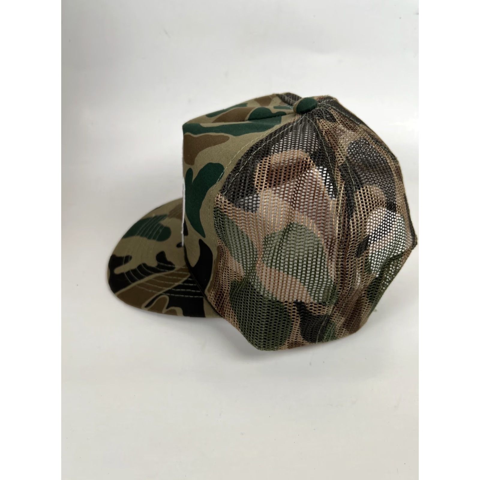 Vintage VINTAGE Youngan Foundation Camouflage Trucker Snapback Hat Men One Size Adjustable Boar Hog Hunting 80s 90s Animals Outdoor Cap Size ONE SIZE - 2 Thumbnail