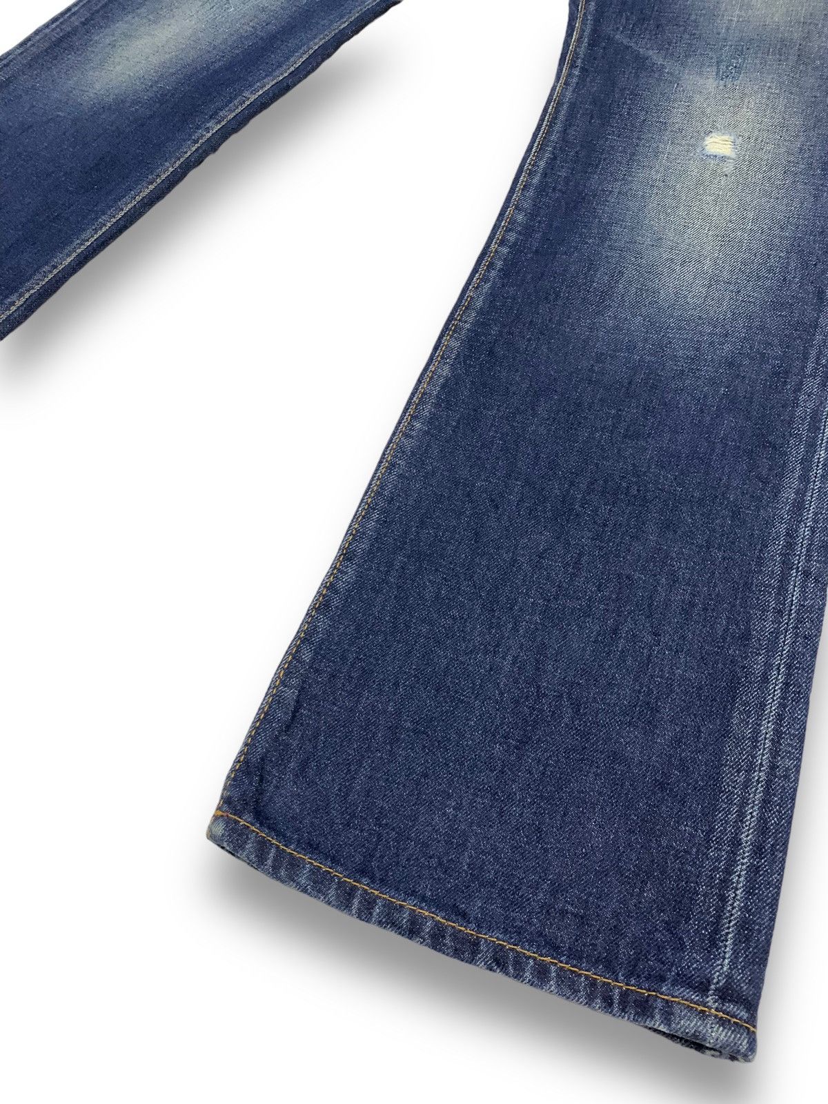 Tommy Hilfiger Tommy Hilfiger Blue Wash Straight Leg Distressed Jeans Size US 32 / EU 48 - 12 Thumbnail