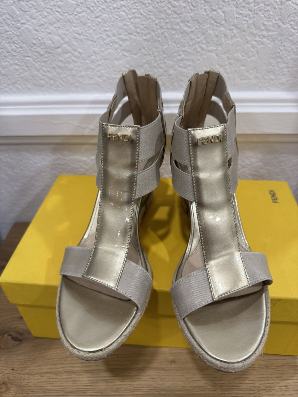 Fendi Fendi Zeppa Vernice + Elastico Wedge Sandals Size US 6 / IT 36 - 3 Thumbnail