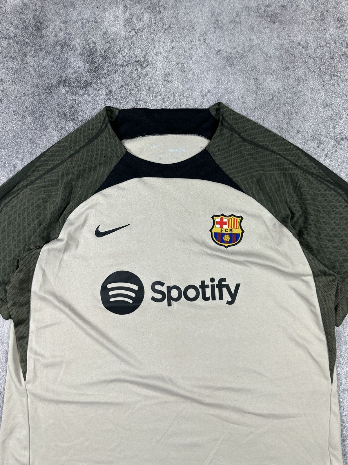 Nike Y2K Nike F.C.Barcelona Soccer Jersey Blokecore Style XL Size US XL / EU 56 / 4 - 2 Thumbnail