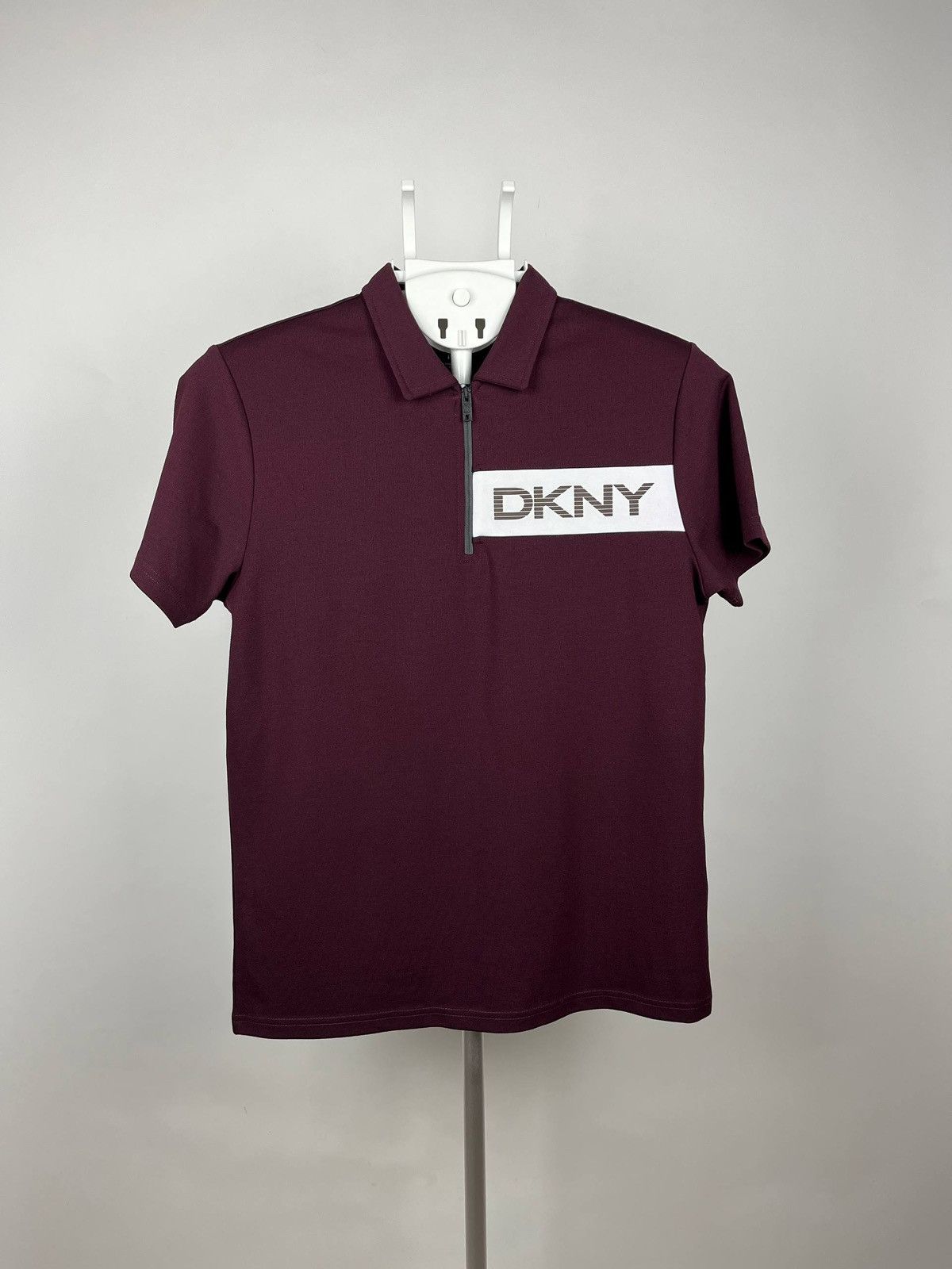 DKNY DKNY Sport Burgundy Quarter Zip Polo Shirt Stretch GolfPolo Size US M / EU 48-50 / 2 - 1 Thumbnail