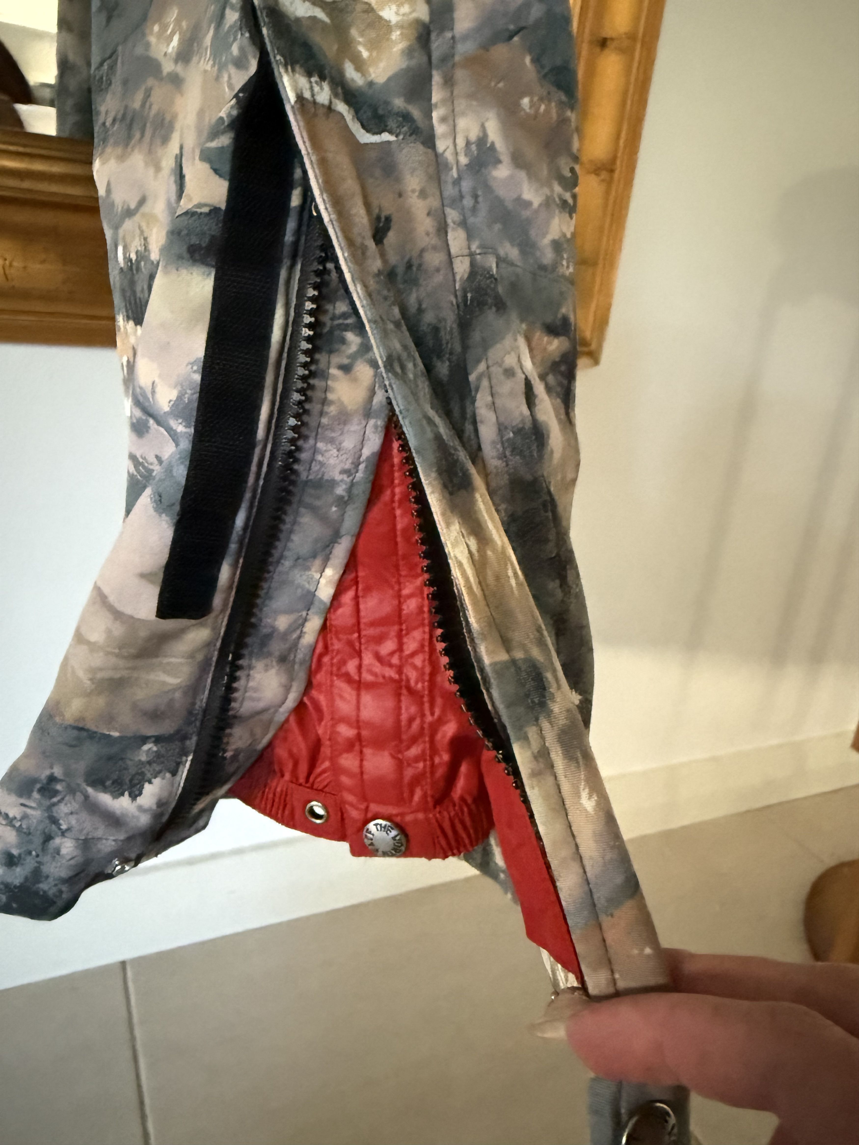 Gucci × The North Face The North Face X Gucci Overalls Size 26" / US 2 / IT 38 - 4 Thumbnail