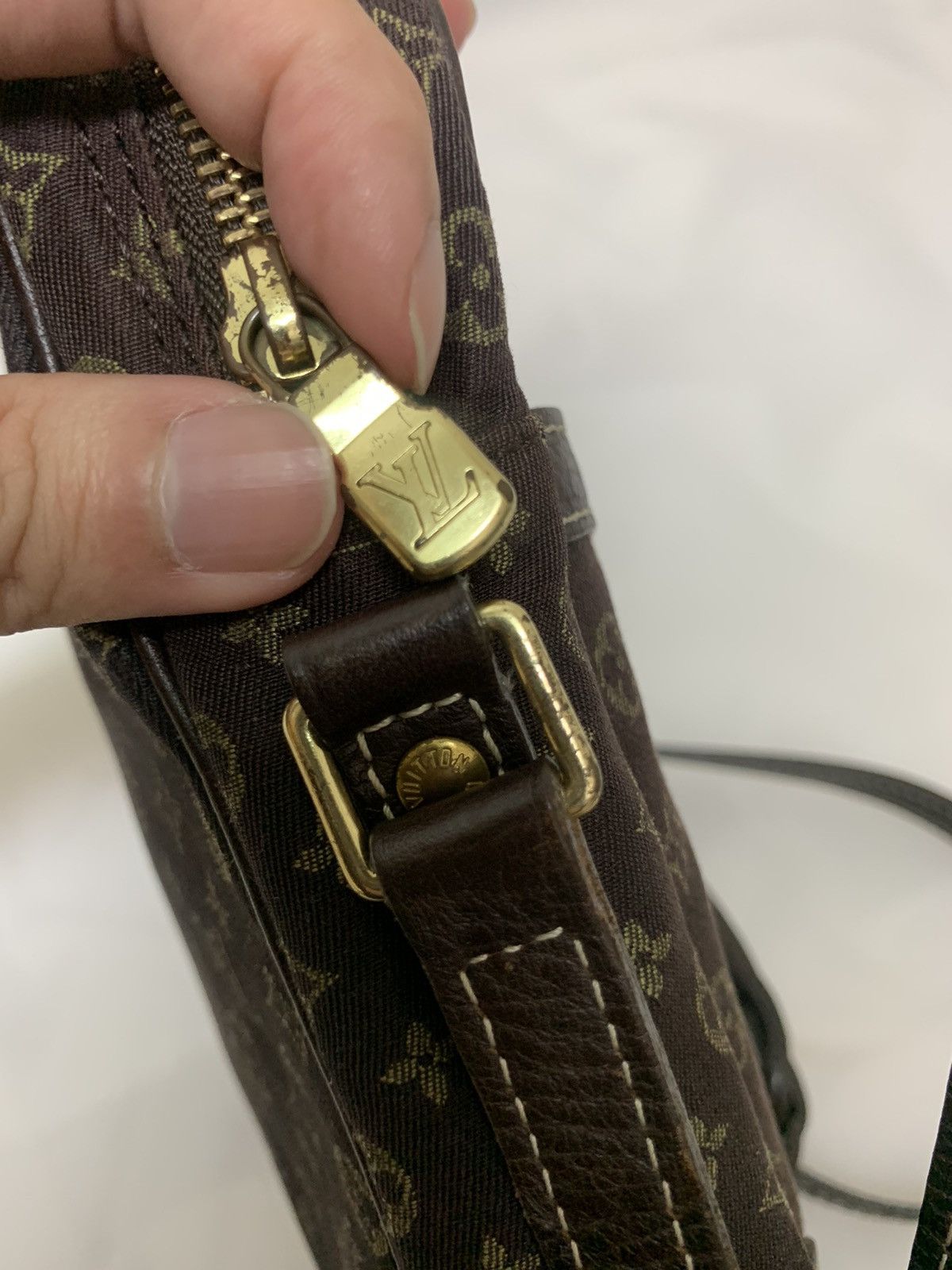 Louis Vuitton Louis Vuitton Monogram Mini Lin Danube Shoulder Bag Size ONE SIZE - 9 Thumbnail