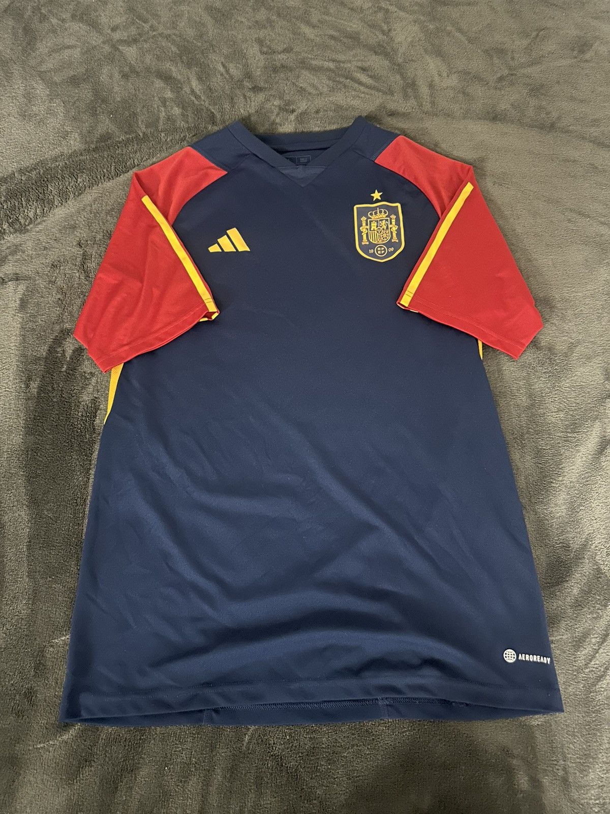 Adidas Spain training Size US M / EU 48-50 / 2 - 1 Thumbnail