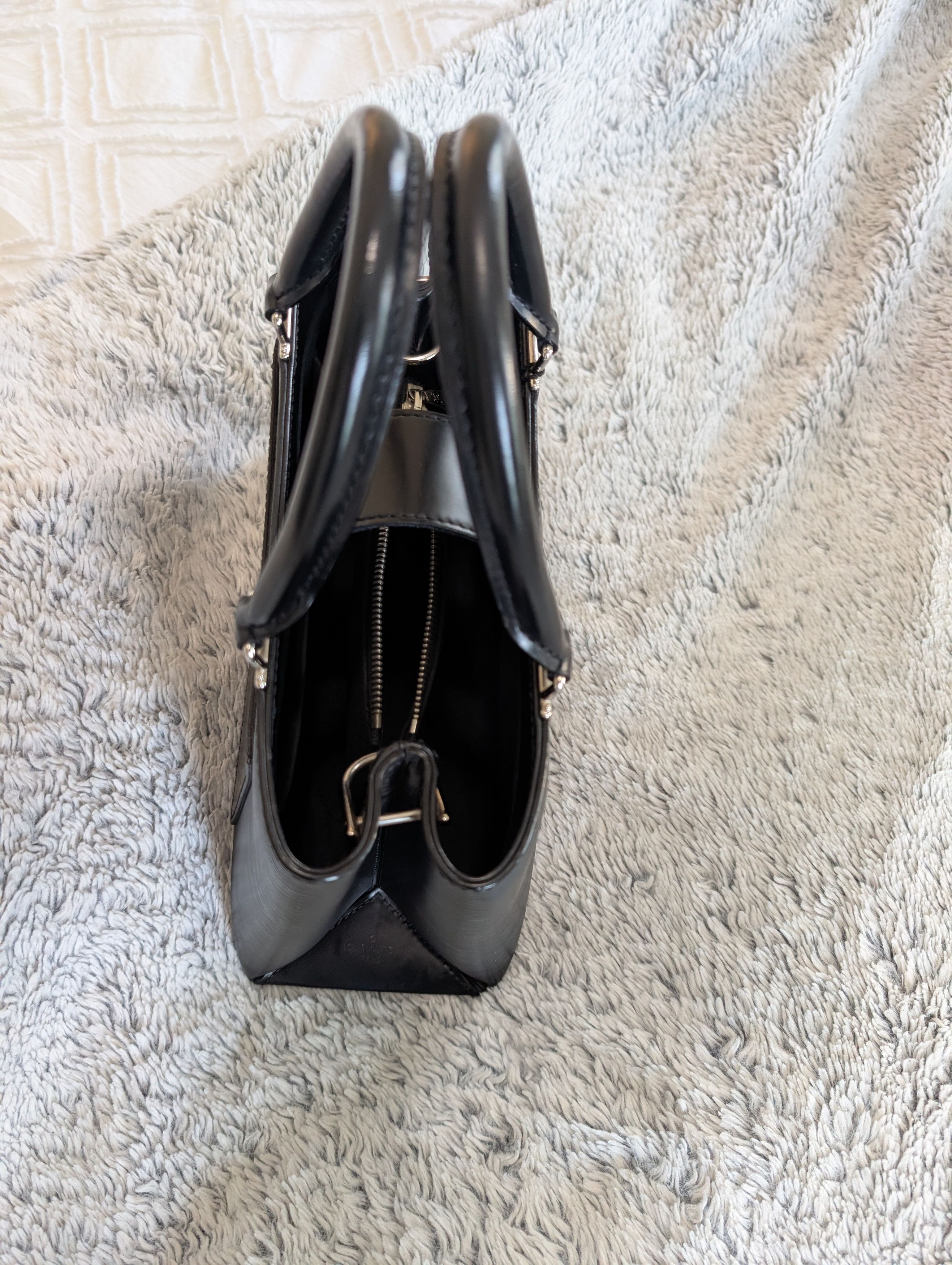 Louis Vuitton Louis Vuitton Kleber PM Epi Black Size ONE SIZE - 4 Thumbnail