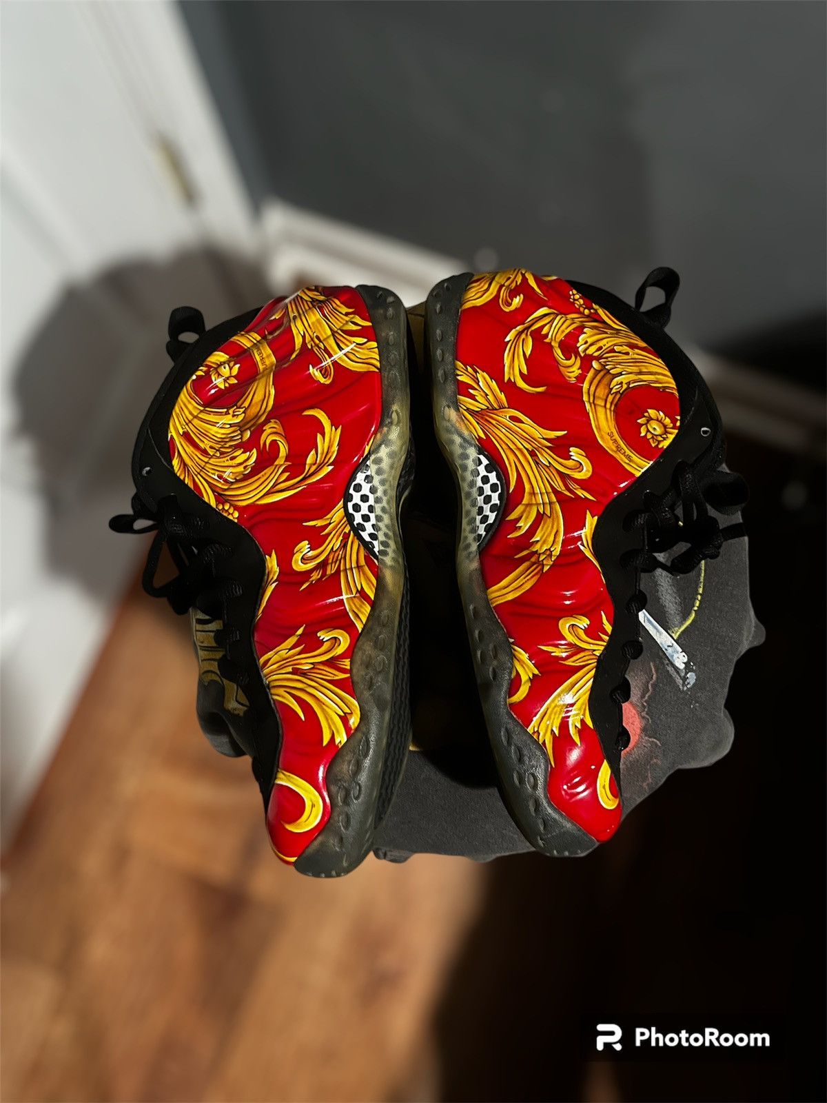 Nike × Supreme Supreme x Nike Foamposite Red Size US 9.5 / EU 42-43 - 5 Thumbnail