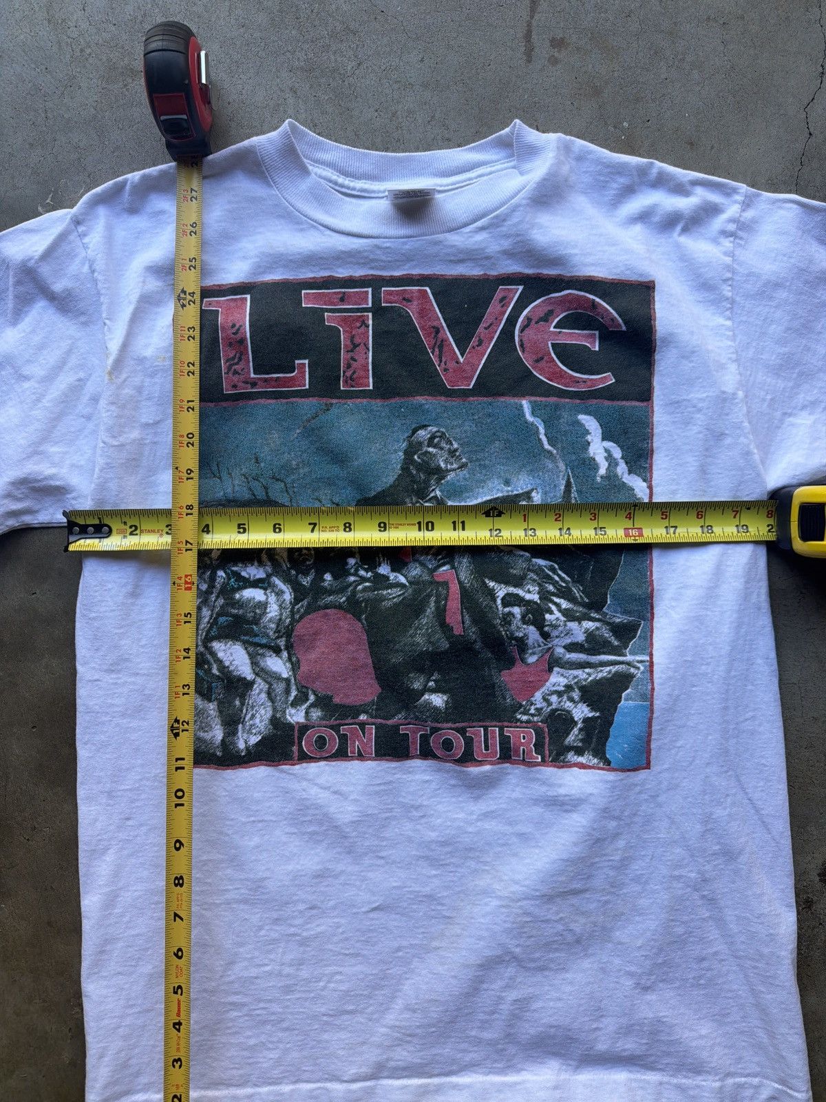 Vintage Vintage 90s Live Band Throwing Copper Band Tee Size Large Size US L / EU 52-54 / 3 - 7 Thumbnail