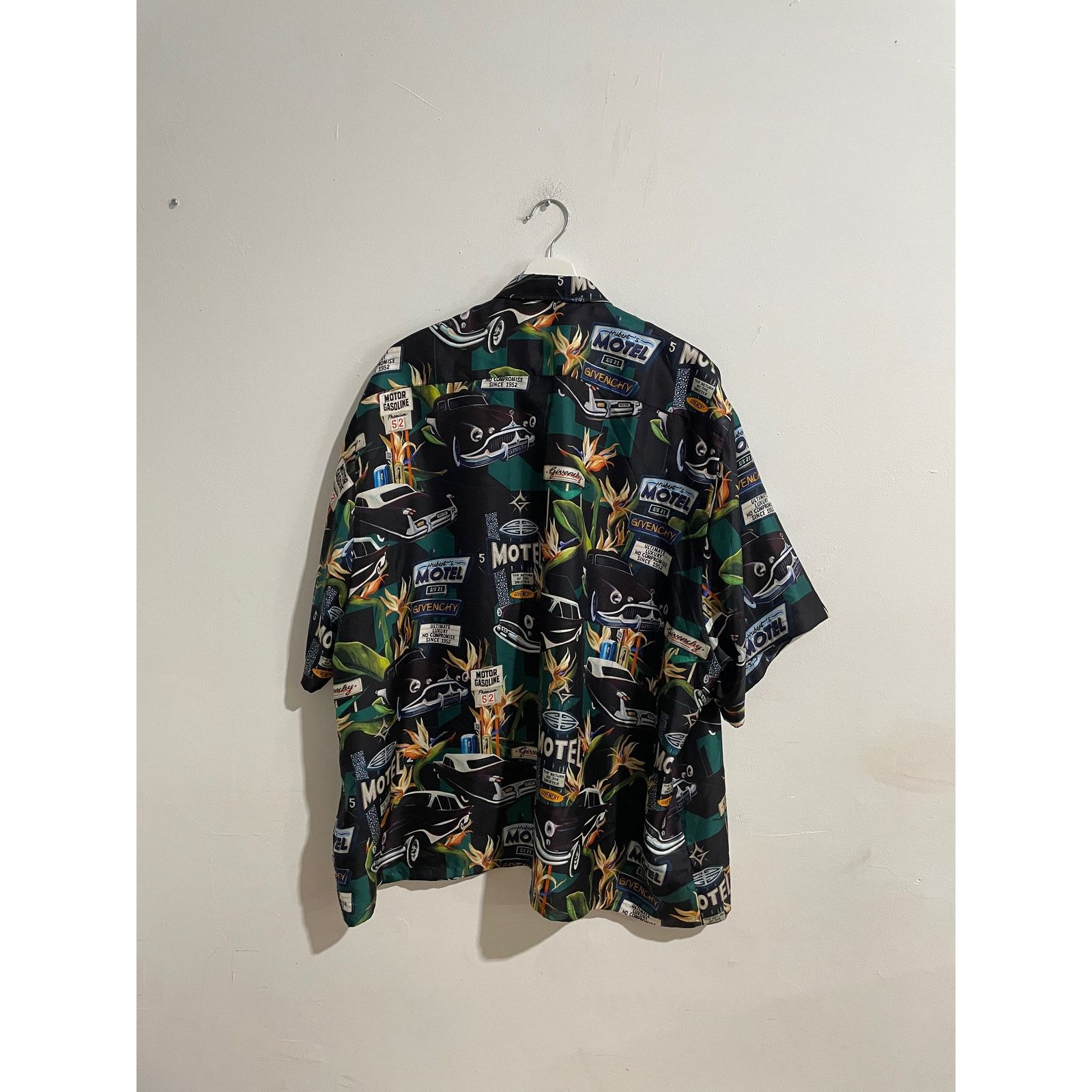 Givenchy GIVENCHY MOTEL BUTTON UP SIZE XXL Size US XXL / EU 58 / 5 - 2 Thumbnail