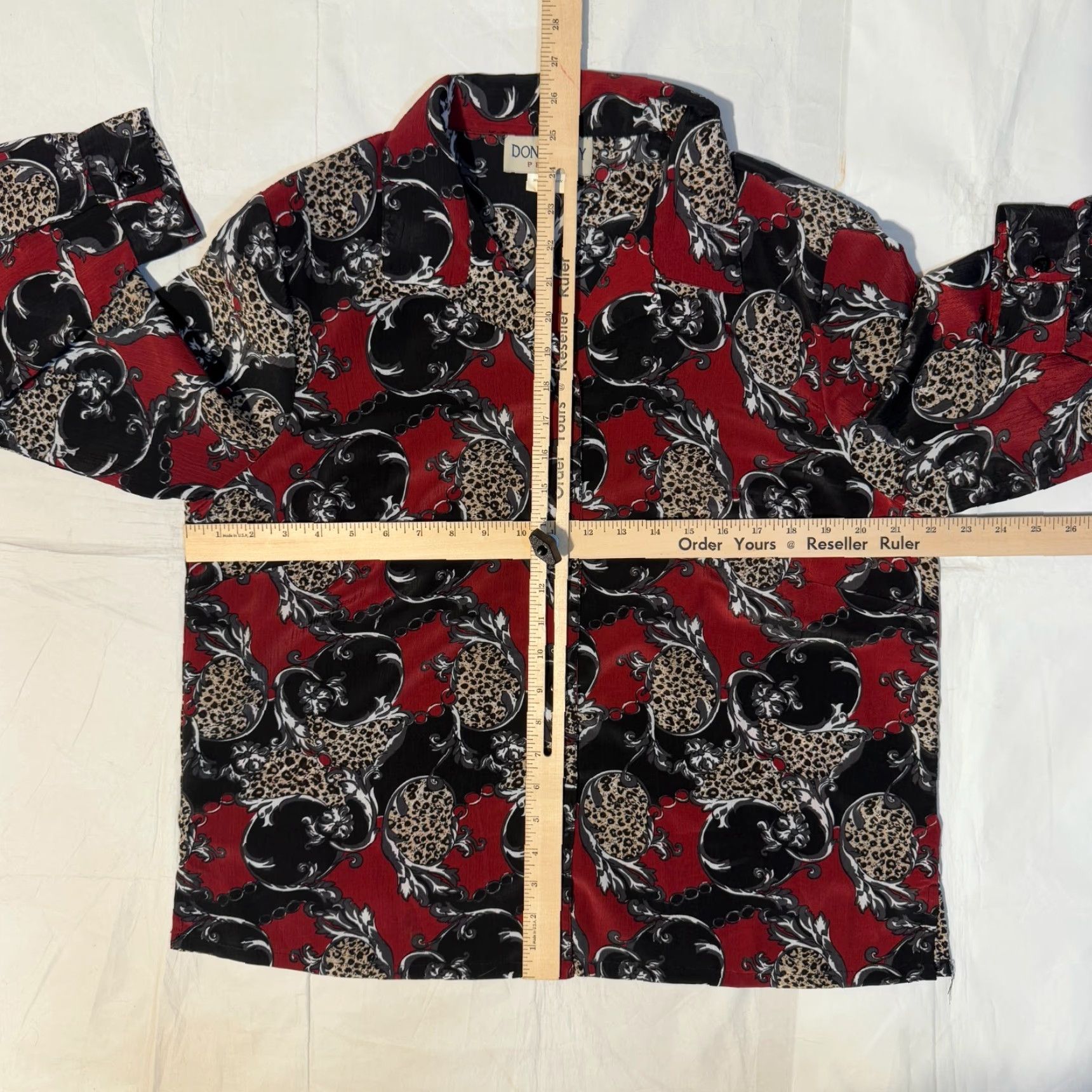 Vintage VINTAGE Donnkenny Button-Up Shirt Womens PXL Red Paisley Long Sleeve Size XL / US 12-14 / IT 48-50 - 4 Thumbnail