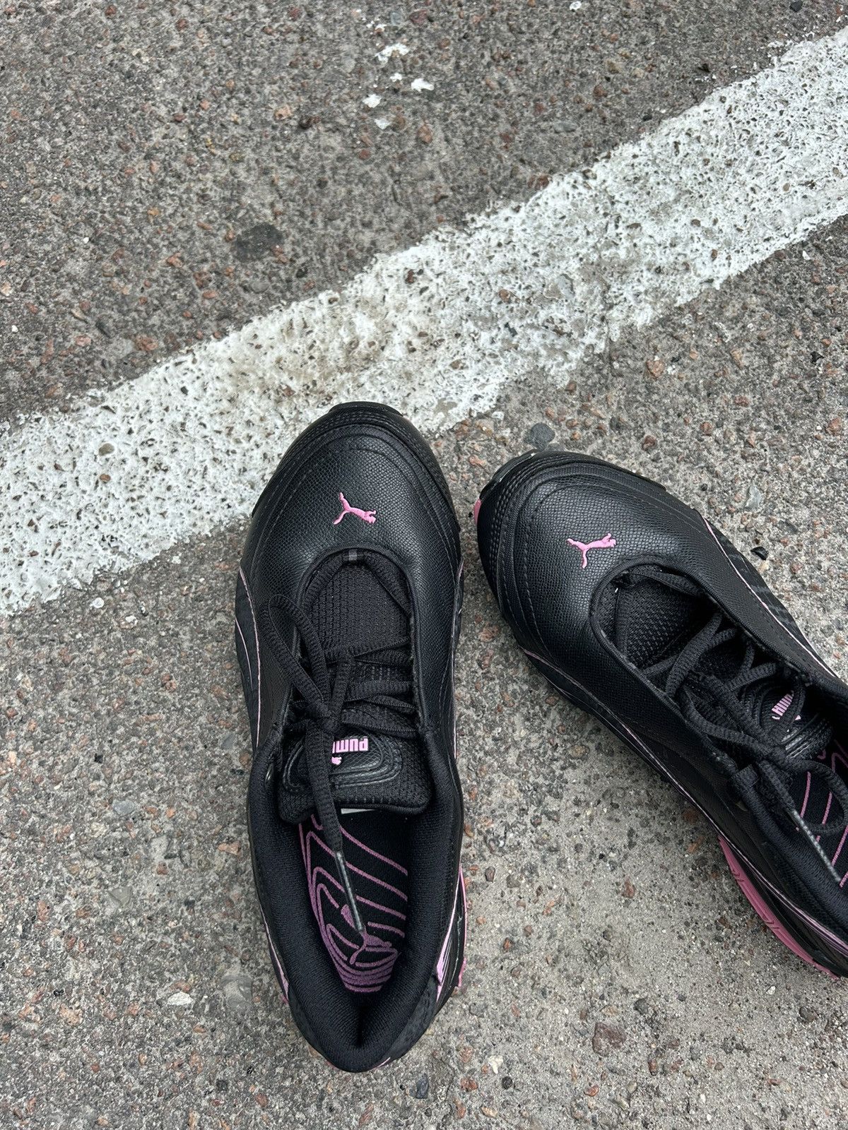 Puma × Vintage 2000s Puma Vintage Sneakers black pink Size US 6 / IT 36 - 4 Thumbnail