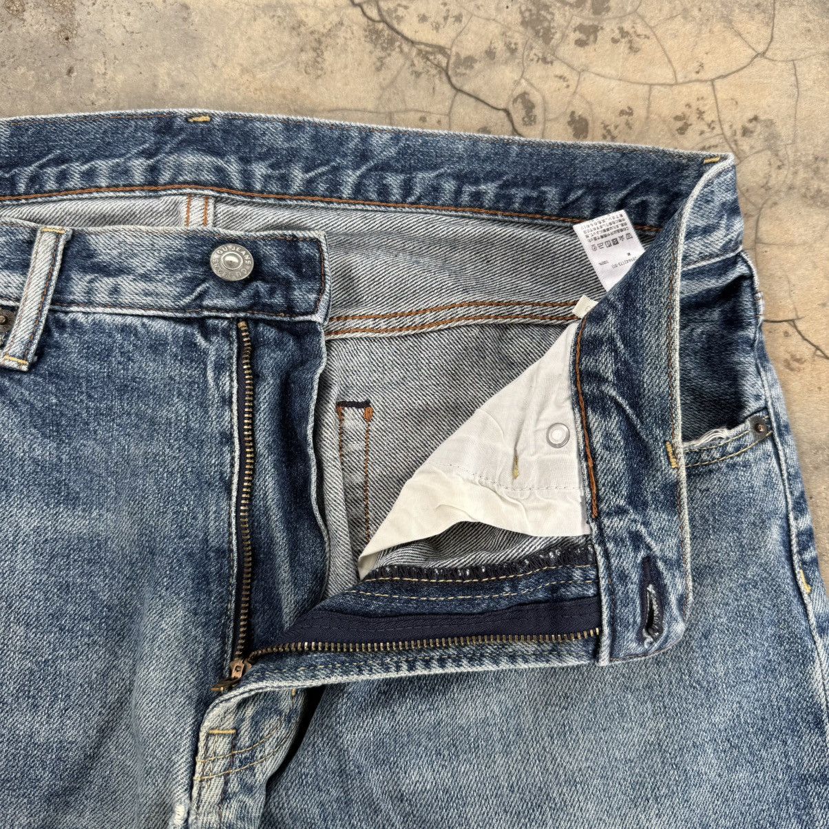Japanese Brand VINTAGE JAPANESE FADED JEANS DENIM PANTS Size US 34 / EU 50 - 7 Thumbnail